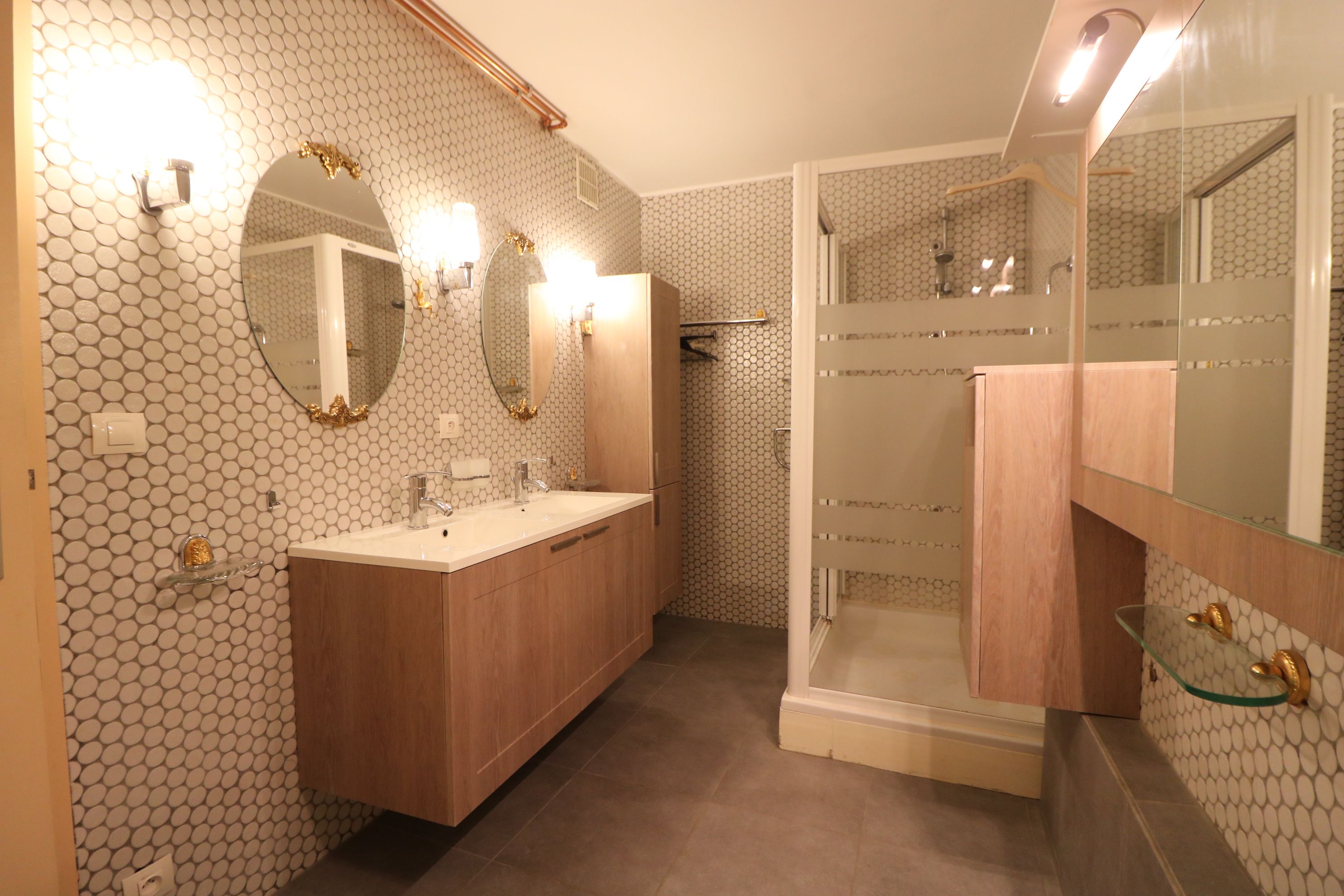 Zeer ruim appartement (139m²) met prachtig zicht op Leopoldpark, jachthaven en zee.  foto 6