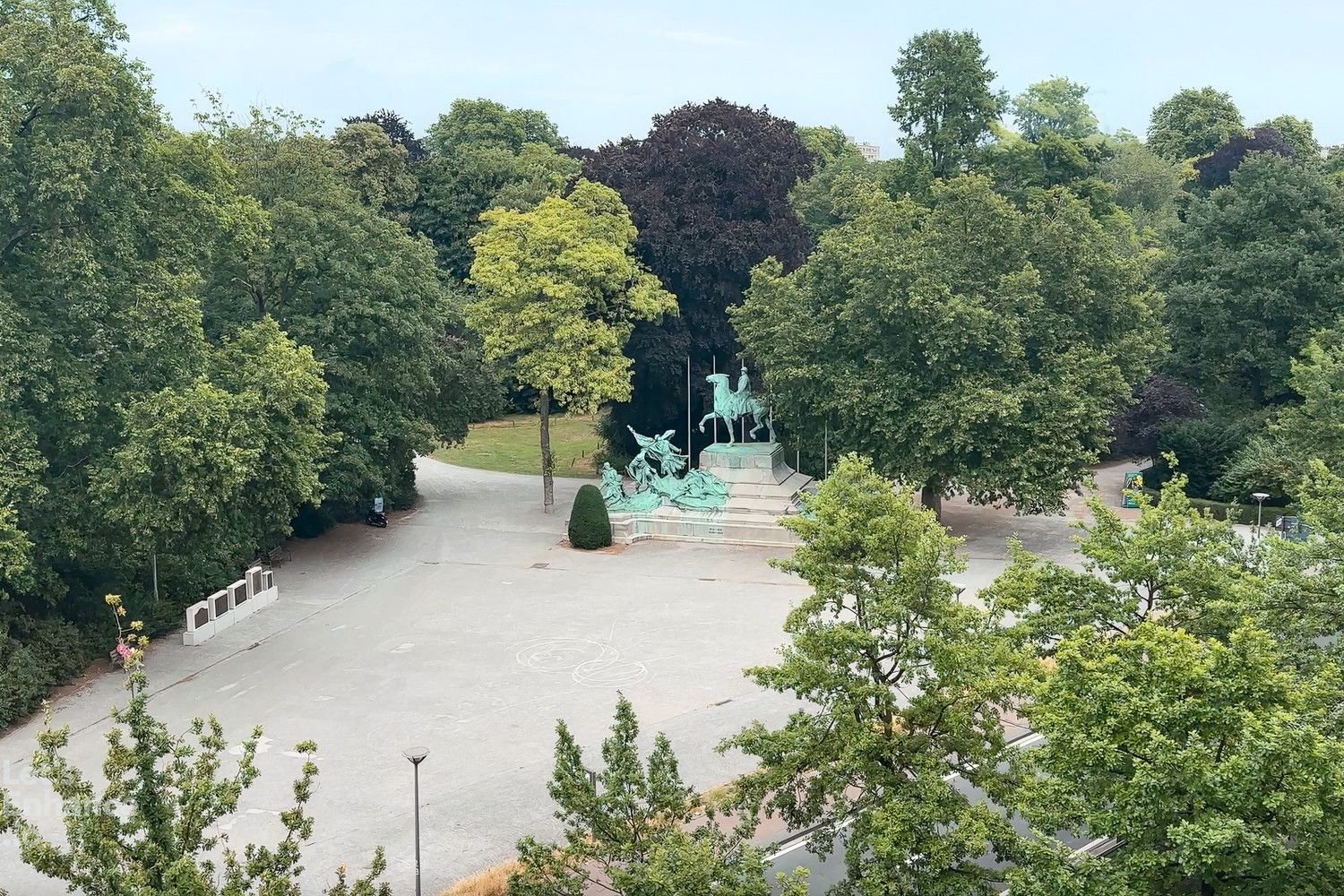 Royaal hoekappartement (ca. 260 m²) met unieke terrassen & panoramisch uitzicht over het Stadspark – optioneel 3 parkings foto 28