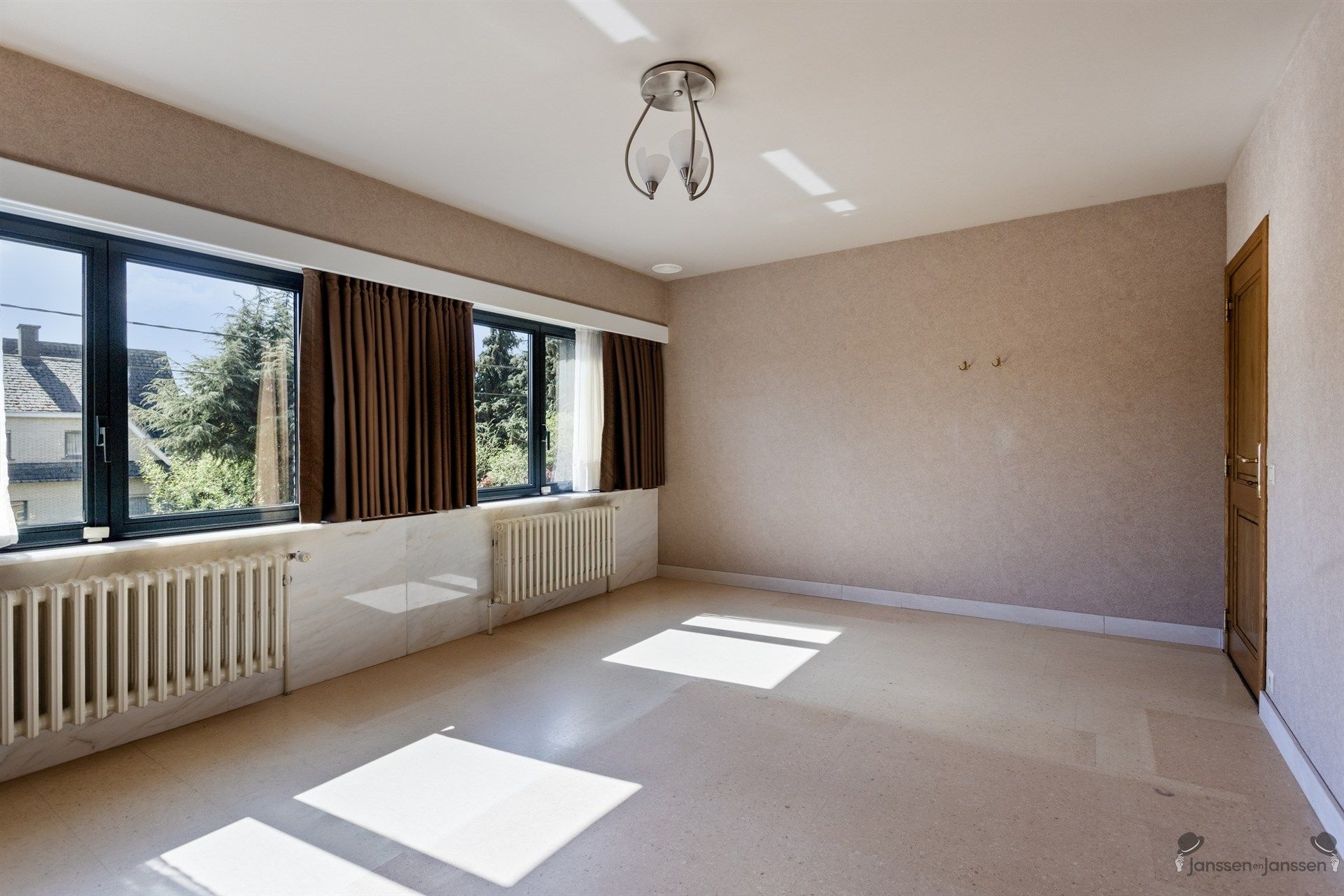 Prachtige landelijke villa met ruime opslagmogelijkheden. foto 15