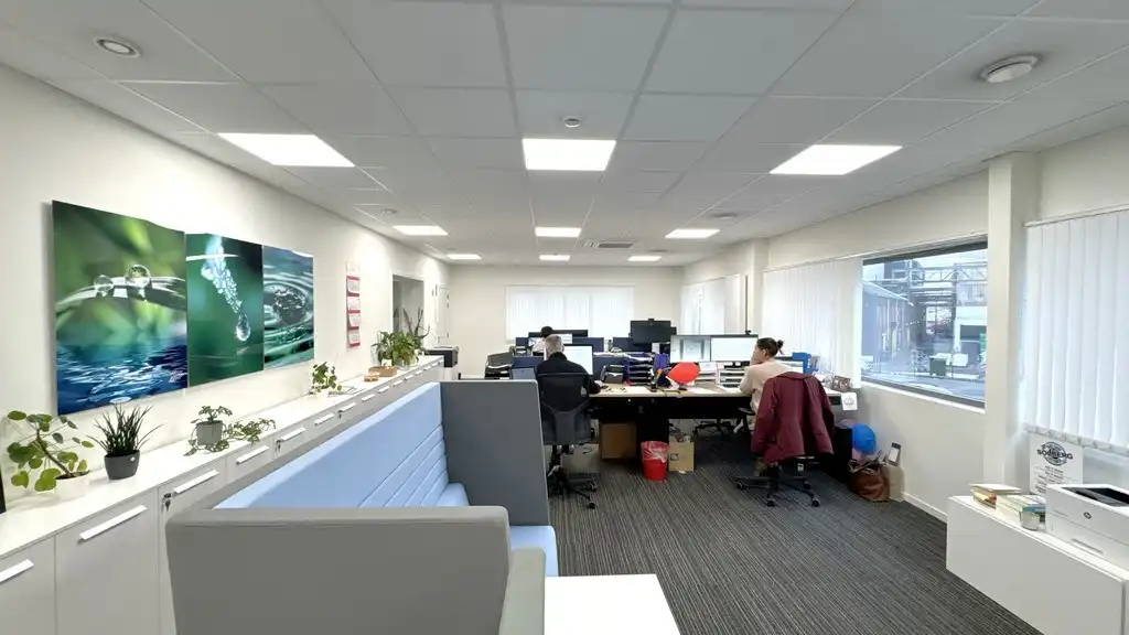 Logistiek bedrijfspand te koop aan A12 in Willebroek foto 5