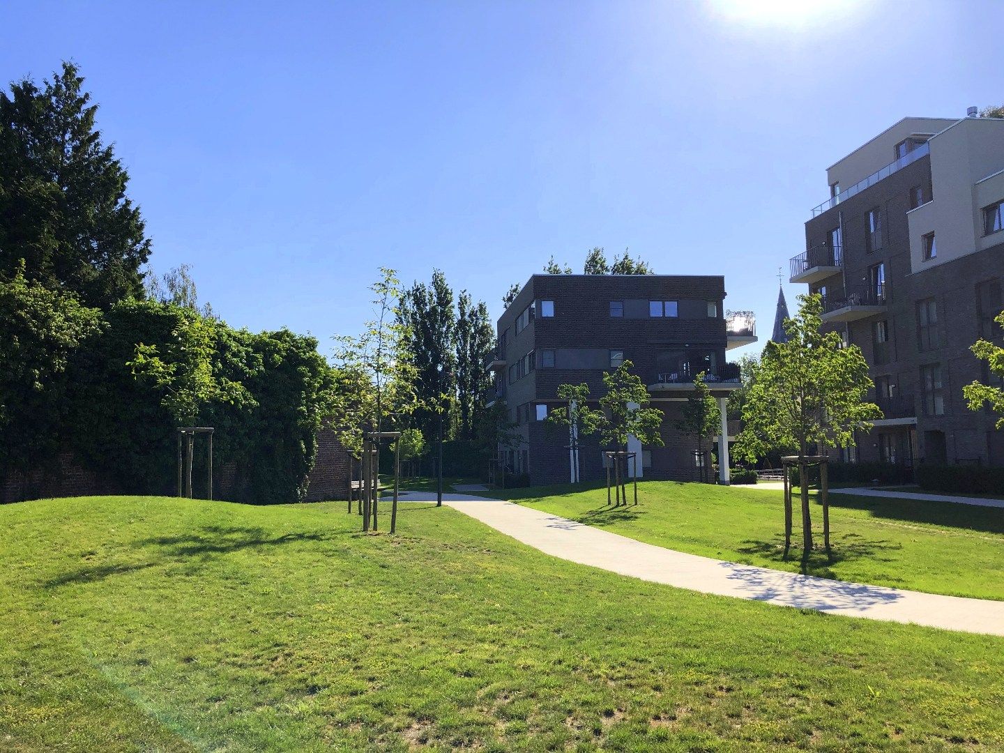 Recent 2 slaapkamer appartement met terras in hartje Gullegem  foto 4