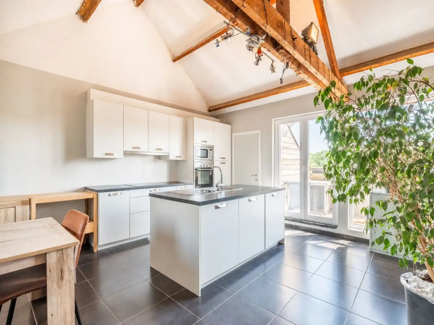 Appartement te koop Veurnestraat 116/0201 - 8660 De Panne