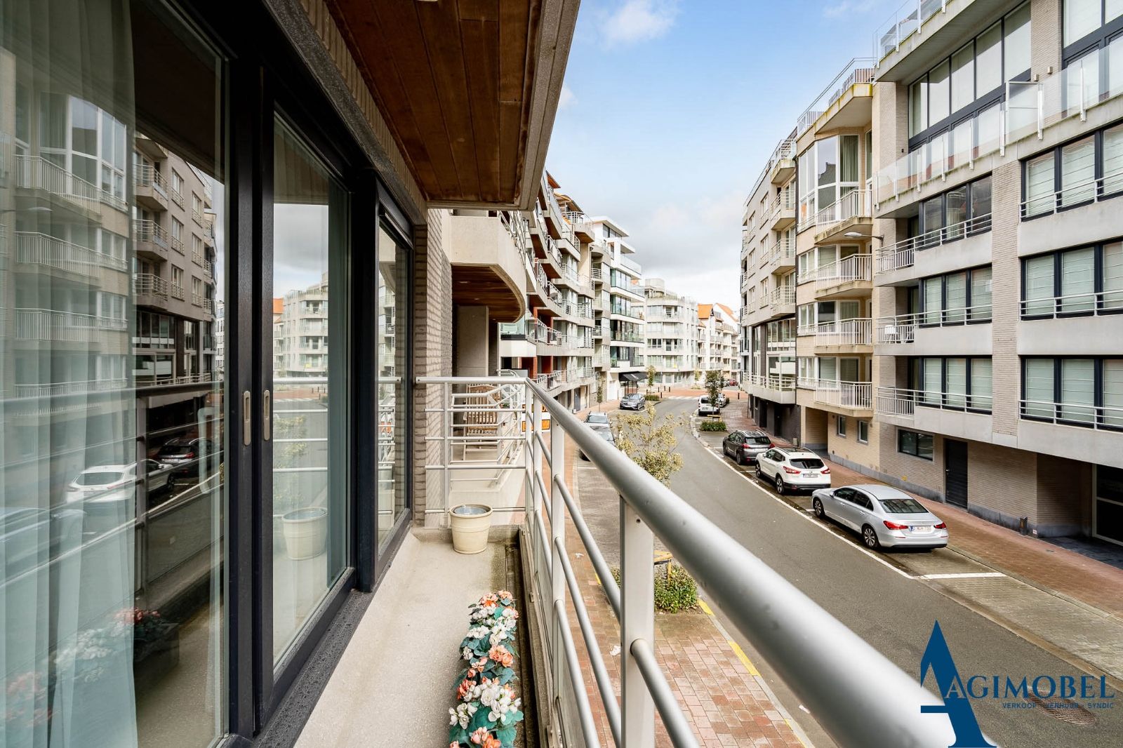 Instapklaar en aangenaam appartement, vlakbij het Rubensplein en de Zeedijk foto 13