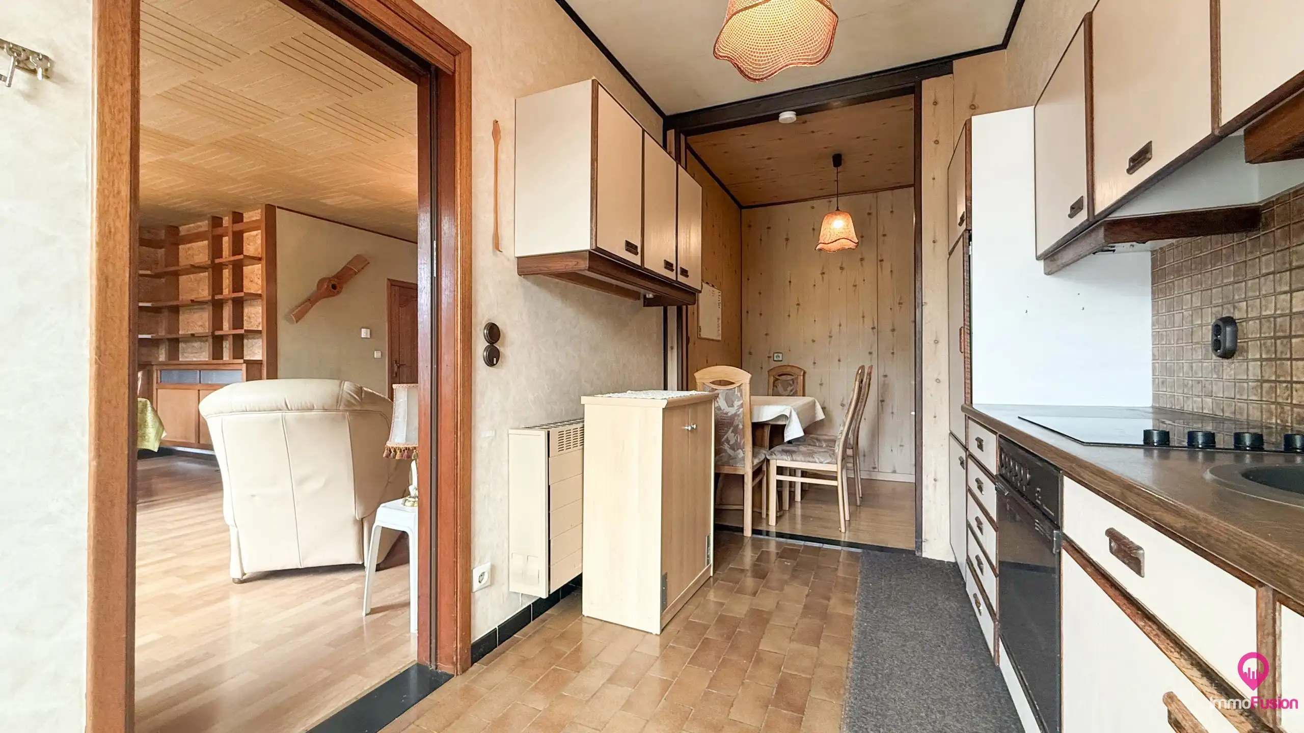 Gelijkvloerse woning met garage en overdekt terras! foto 9