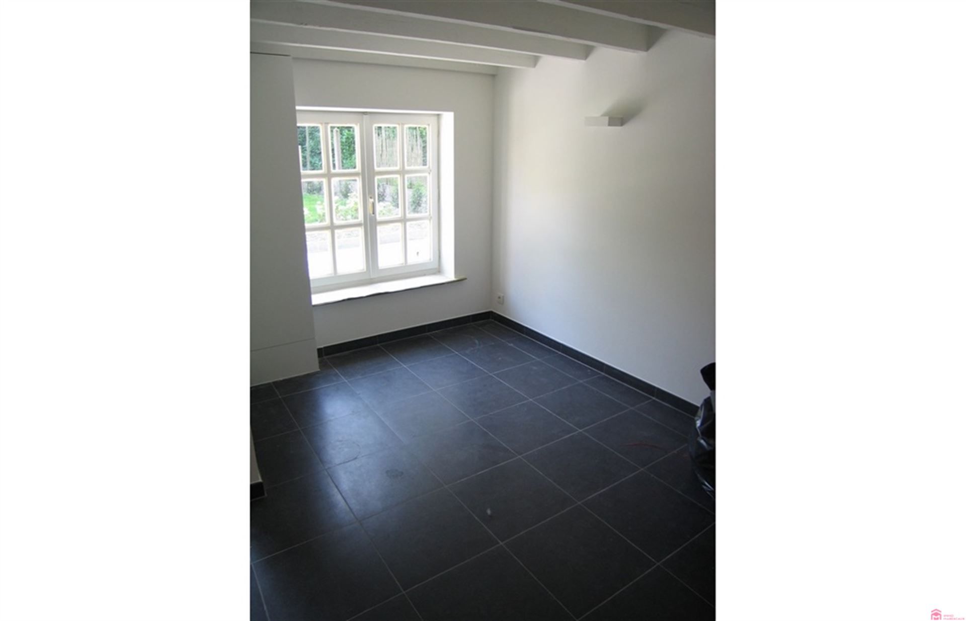 Charmante halfopen woning te Heule foto 4