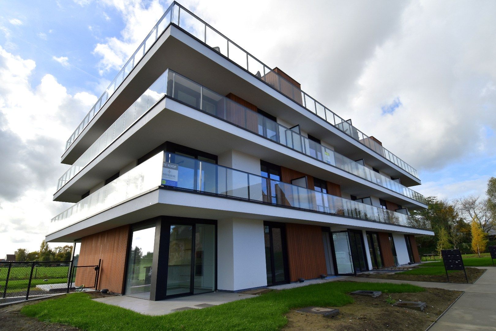 Nieuwbouwappartementen in residentie "Weids" te koop vlakbij Gullegem-centrum foto 13