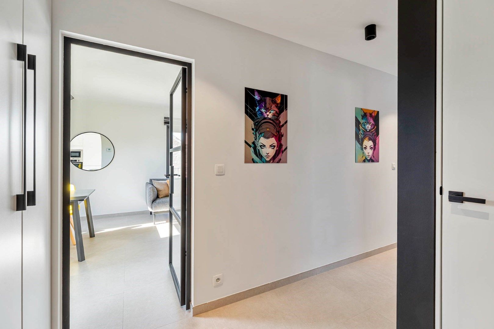 Knap afgewerkt 2-slaapkamer appartement met standplaats vlakbij het centrum foto 4