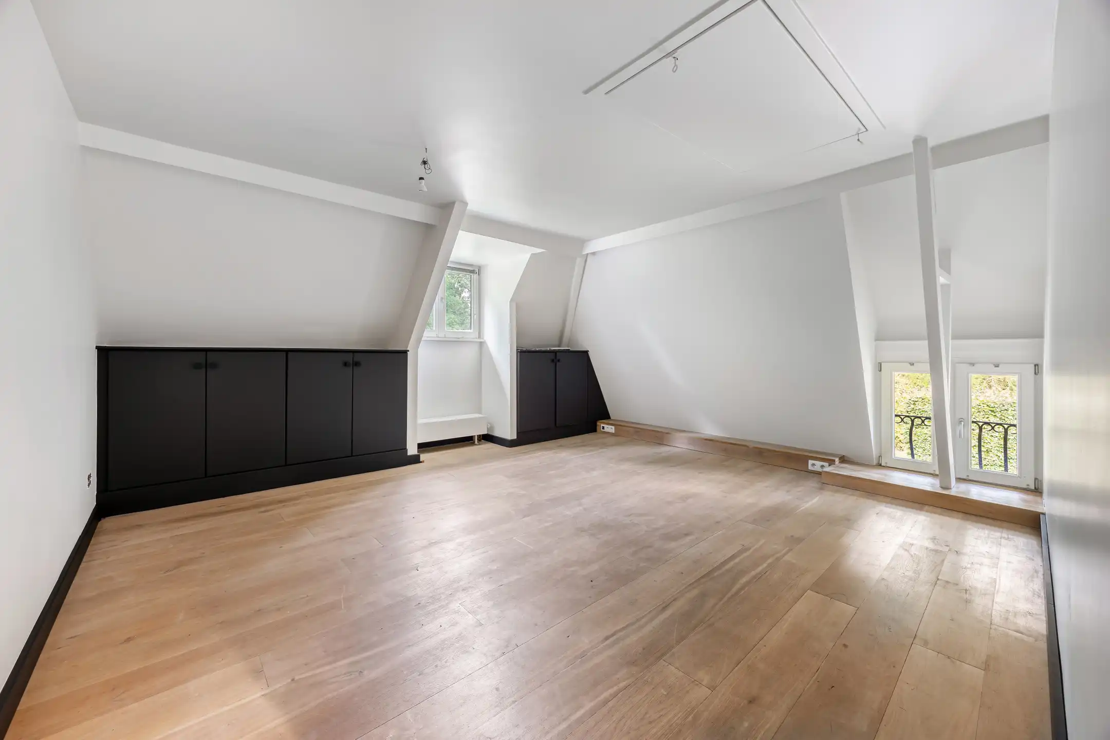 Karaktervolle villa op ca. 1 hectare groen foto 25