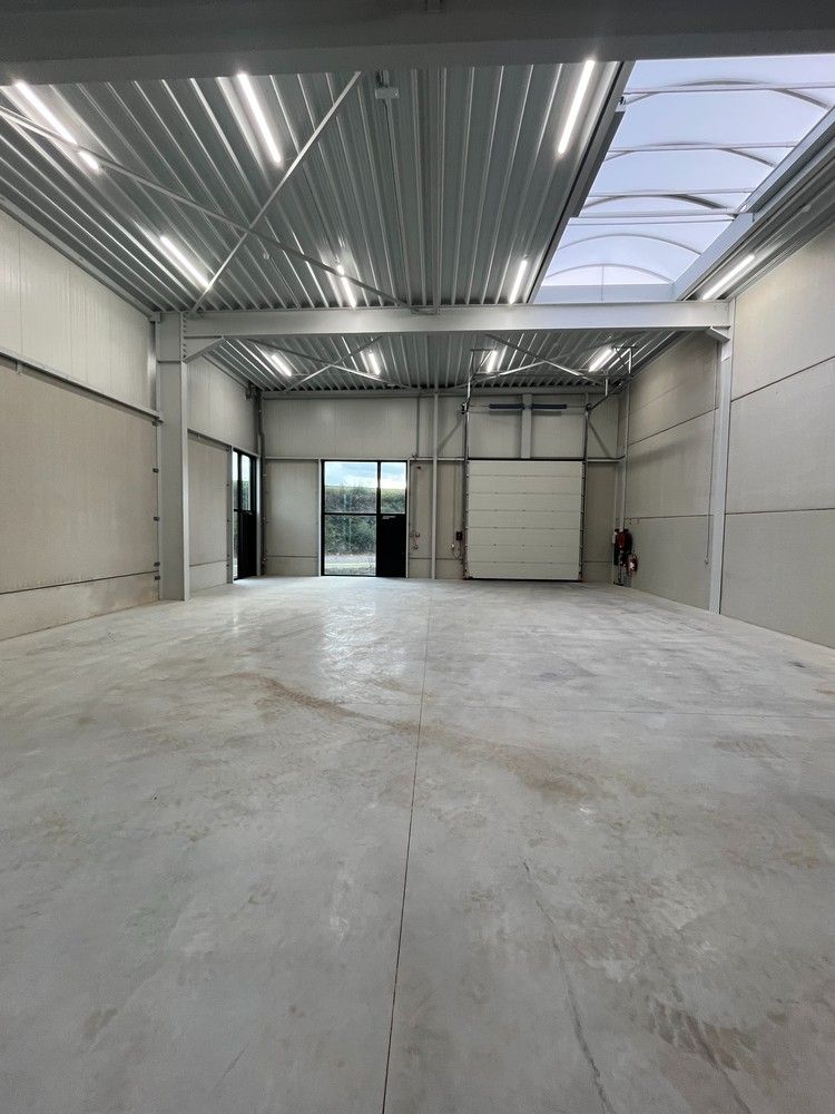 237m² bedrijfshal foto 4