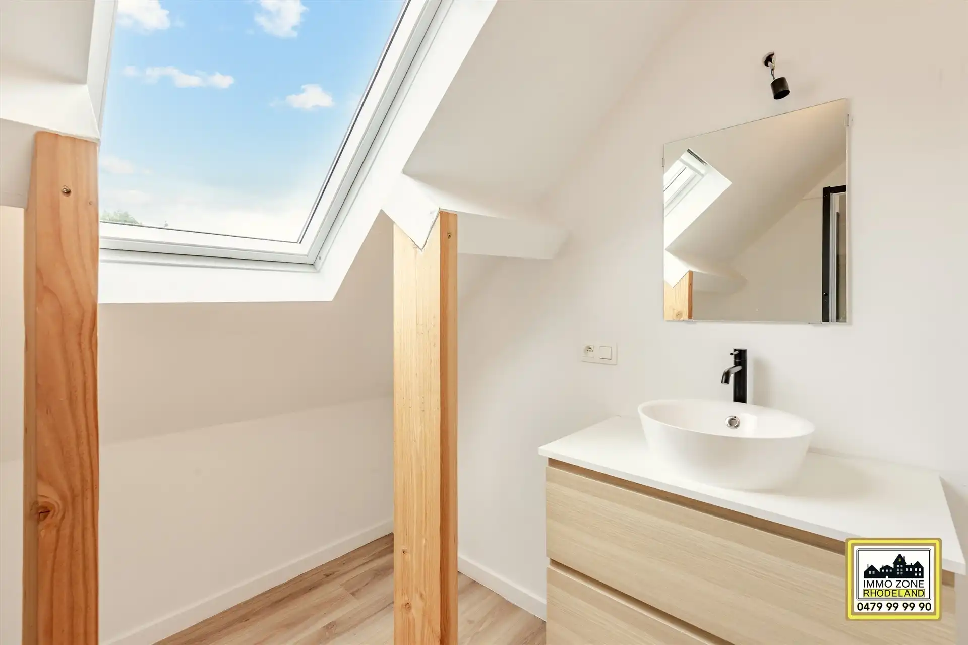 Prachtige woning met 3 slpks, 2 bdks en zonnige tuin foto 21