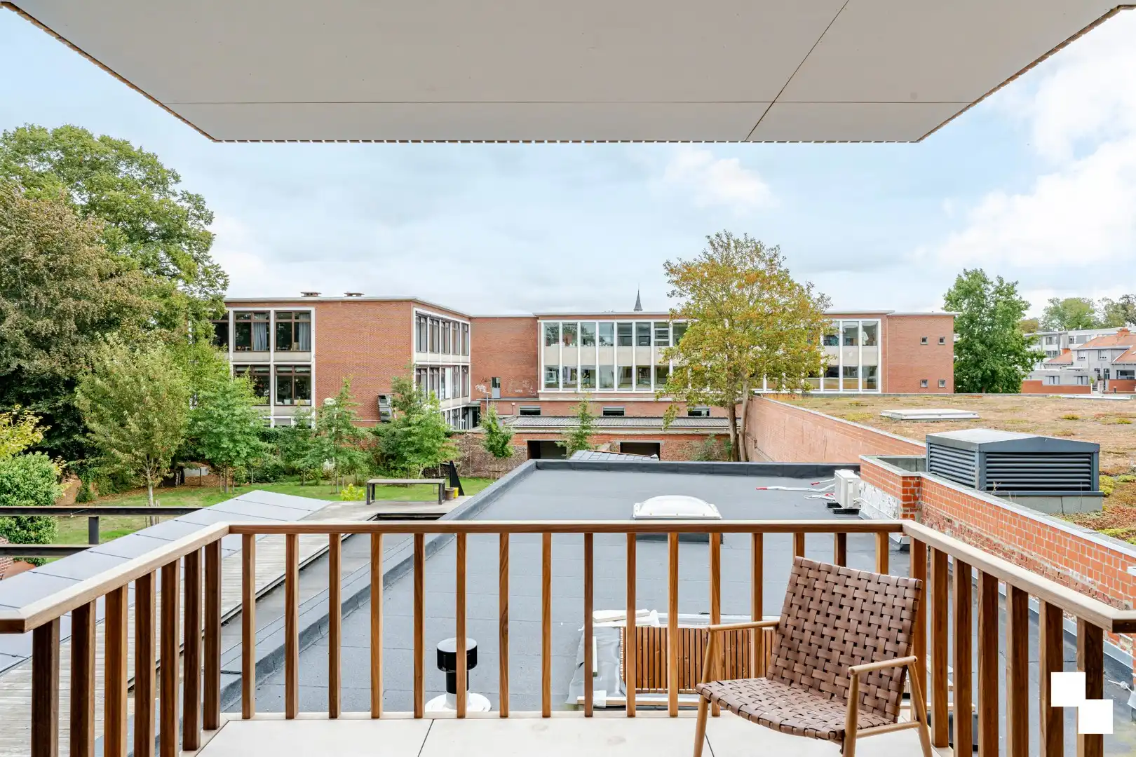 Luxueus appartement met ruim terras in hartje Izegem foto 11
