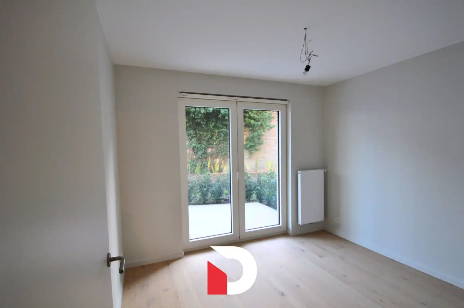 Lichtrijk gelijkvloers appartement met twee slaapkamers en 55 m² terras.  foto 8