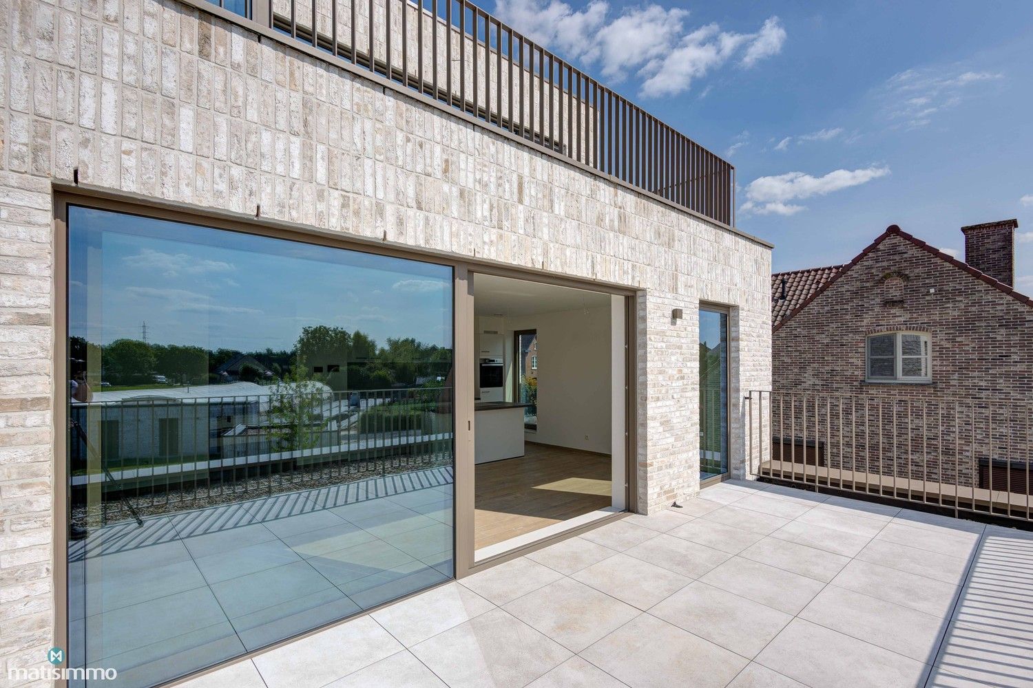 NIEUWBOUWAPPARTEMENT MET TWEE SLAAPKAMERS, RUIM TERRAS EN PARKEERPLAATS TE MUNSTERBILZEN foto 12
