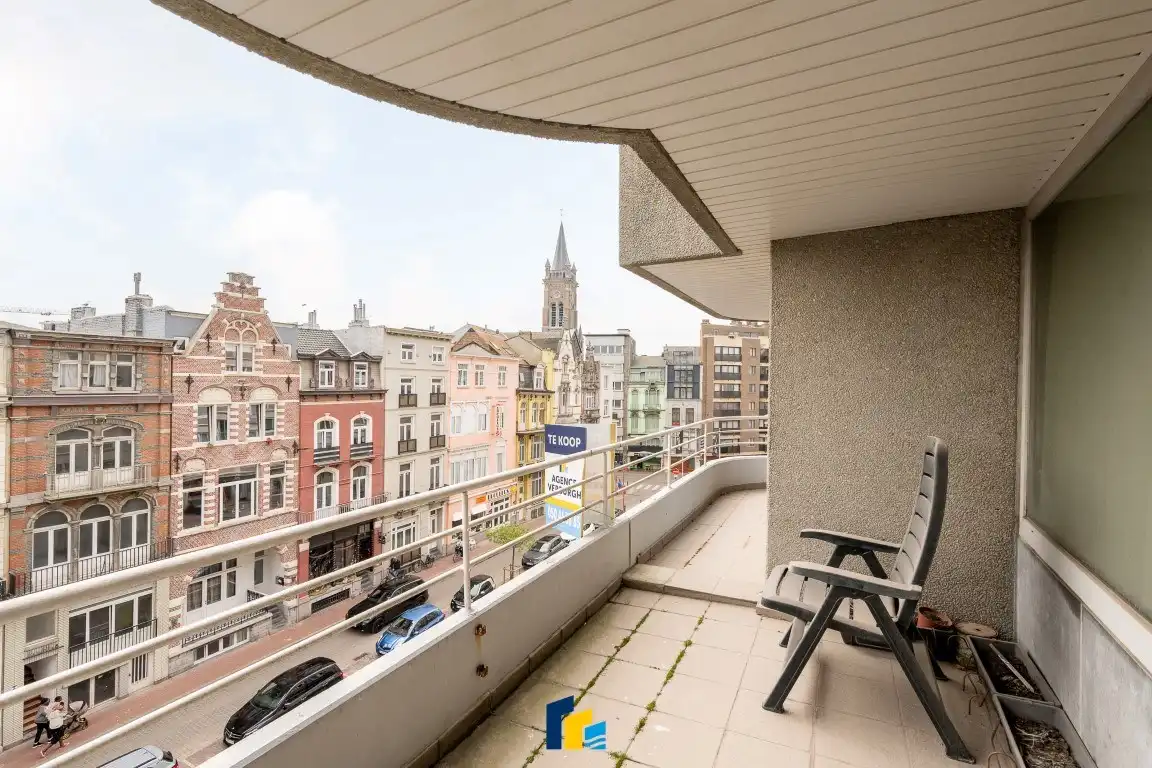 Ruim 2 slpk-appartement met zonnig terras foto 27