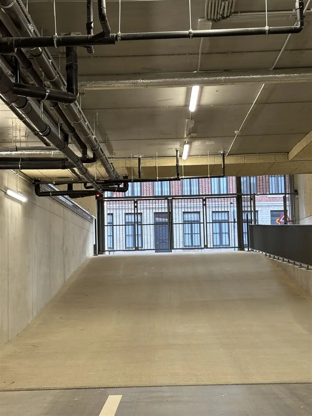 Recent gebouwde open staanplaatsen foto 2