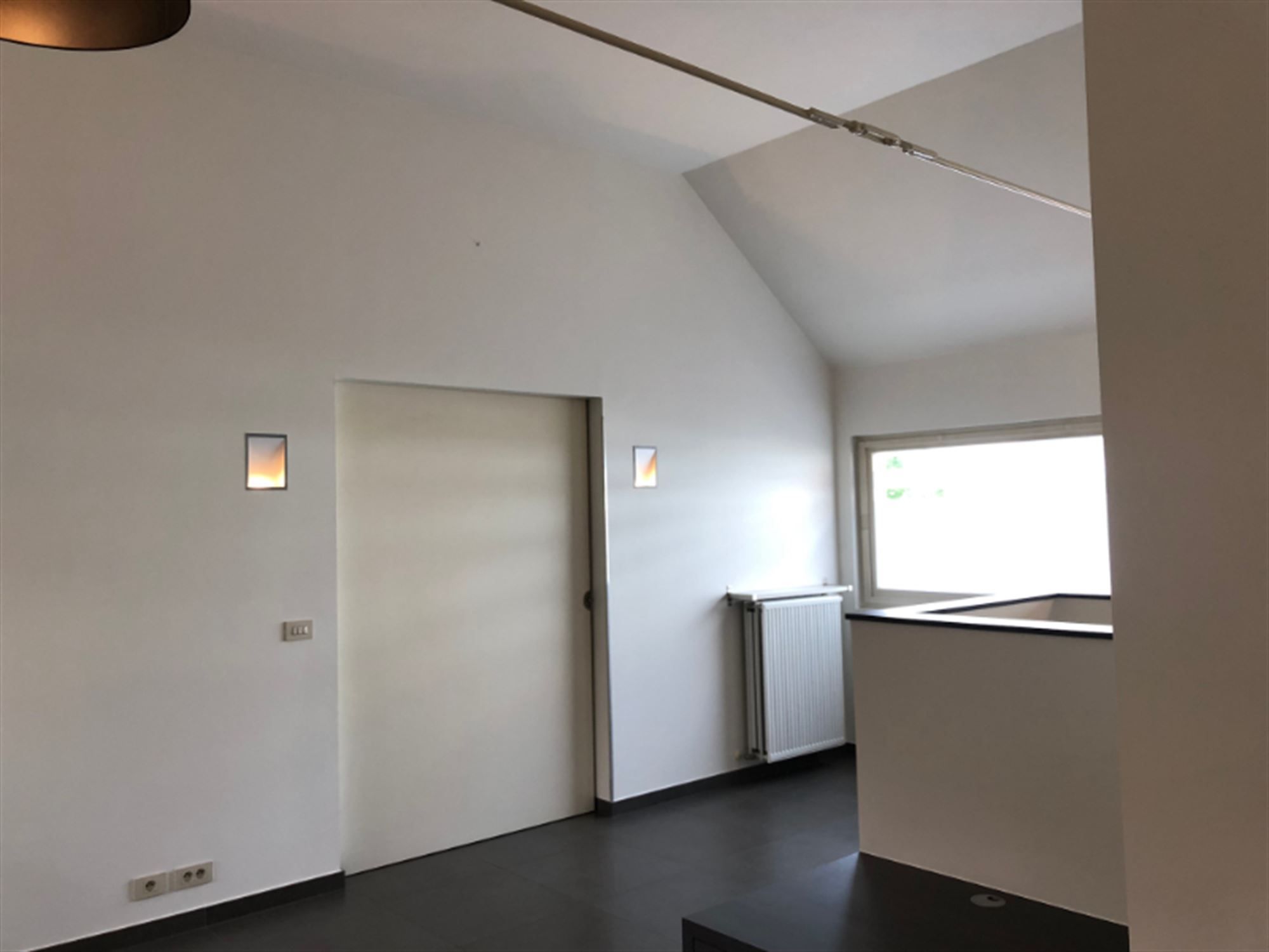 Modern appartement - loft stijl - INSTAPKLAAR foto 11