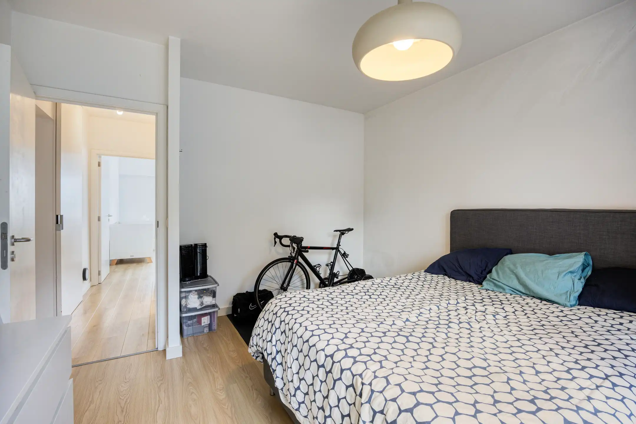 Ruim appartement met groot zonneterras foto 18