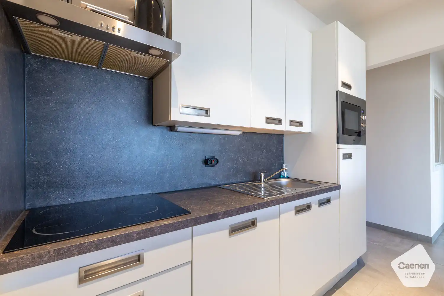 Instapklaar 2-slaapkamer appartement op de Zeedijk foto 6