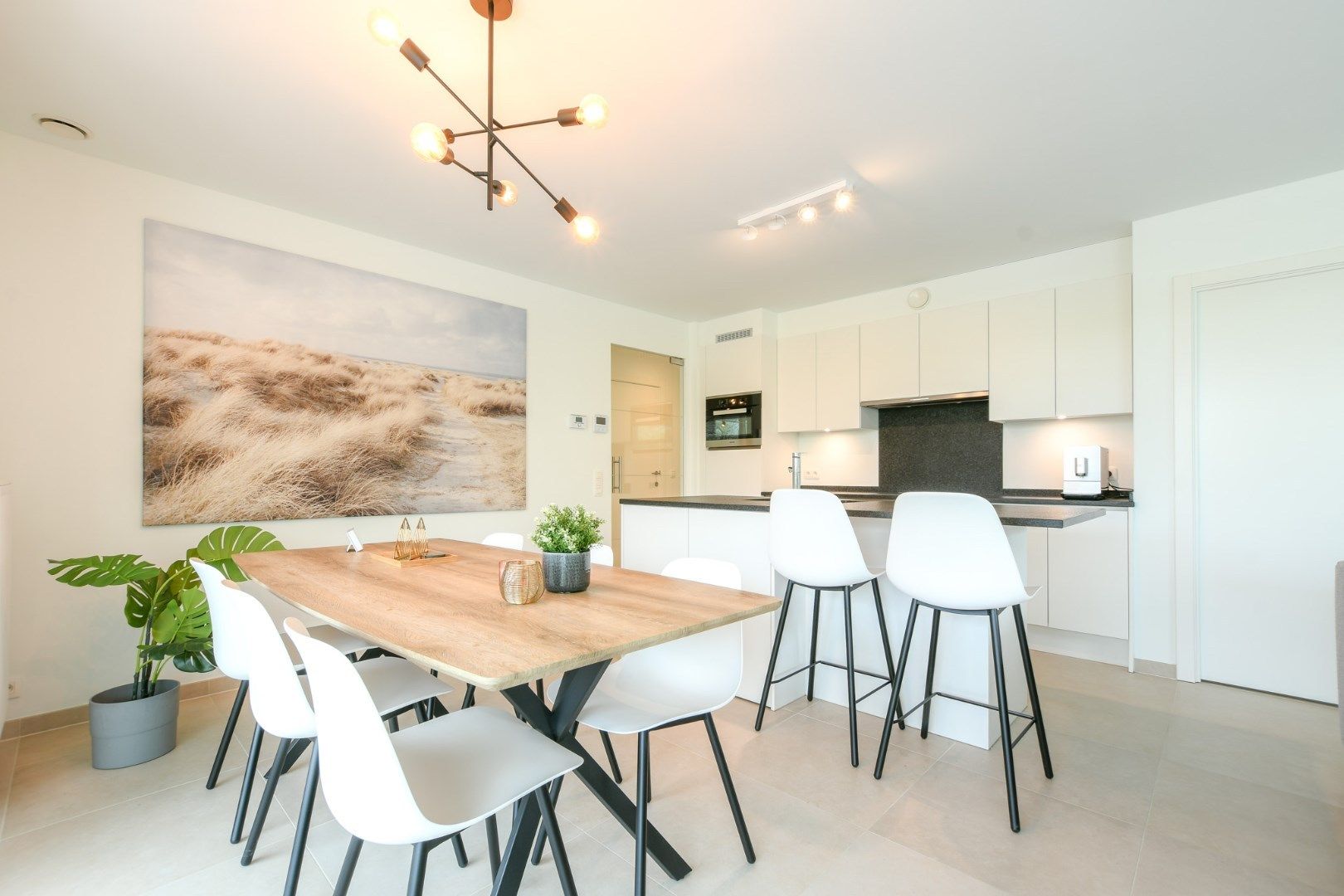 Gelijkvloers 2-slaapkamerappartement in recente residentie 'Royal Golf Garden' te De Haan - Vosseslag foto 3