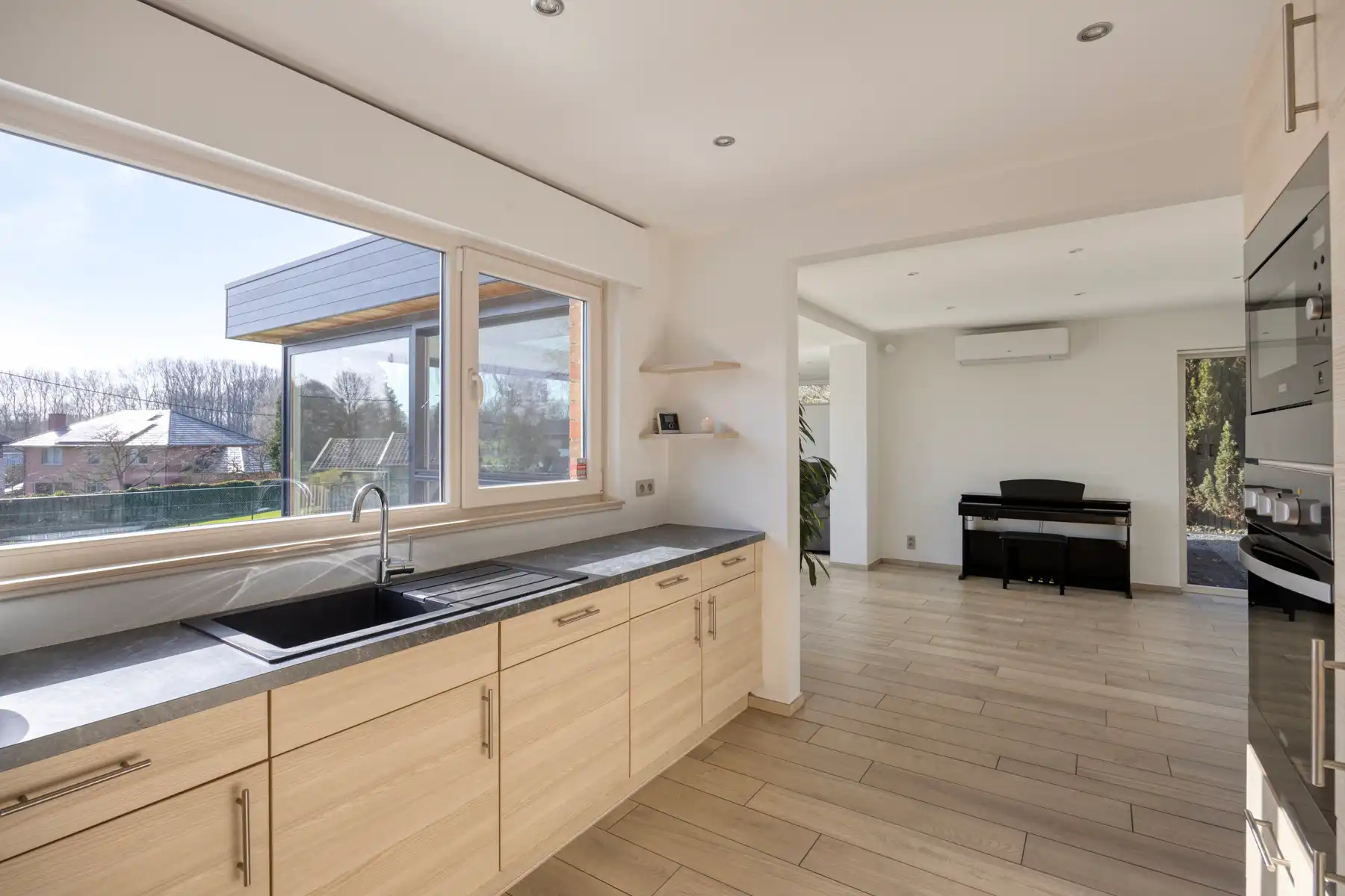 Rustig gelegen instapklare woning met 4 slkmrs foto 10