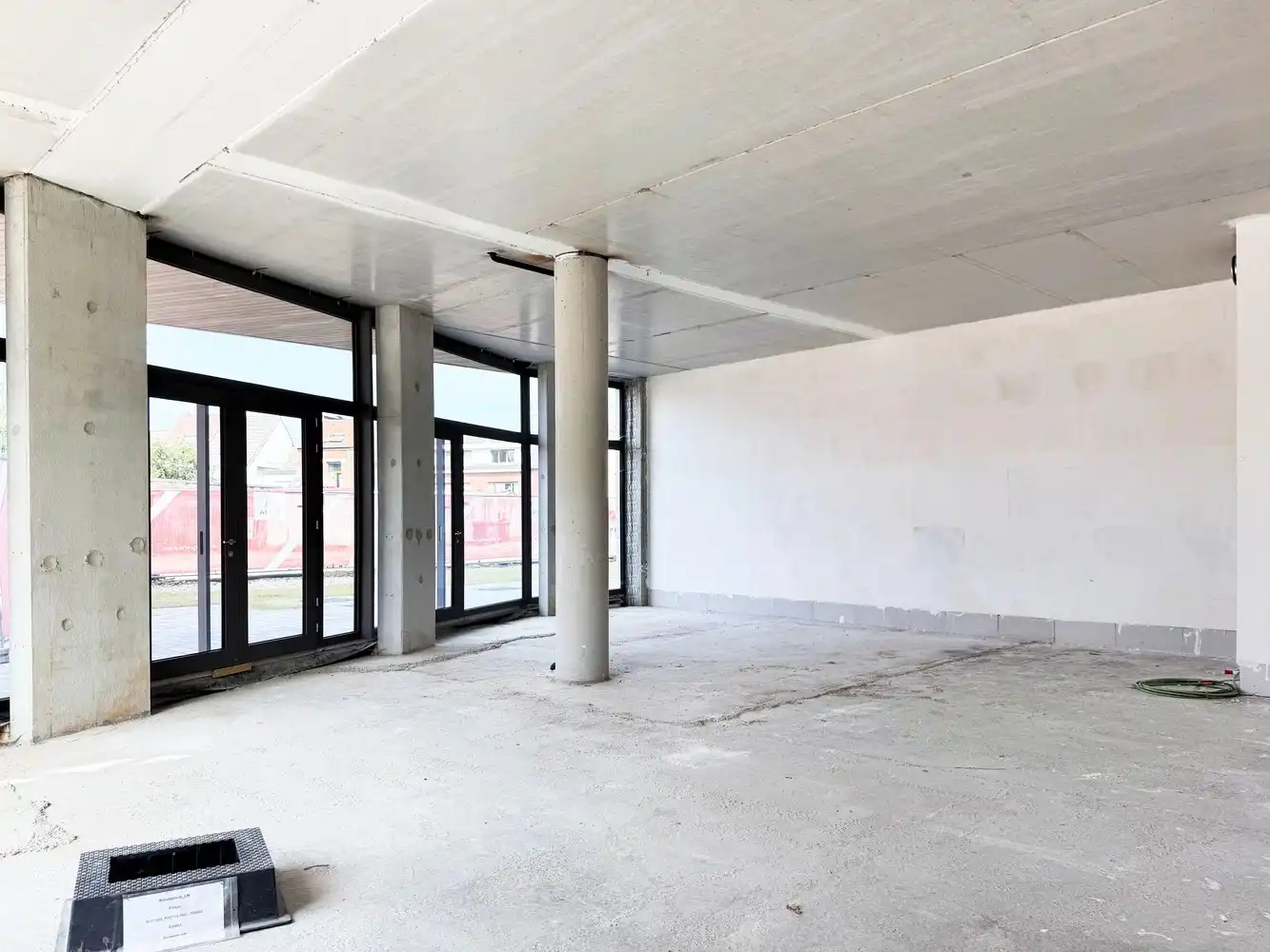Commerciële ruimte te koop – 110,80 m² casco in Het Academisch Kwartier! foto 2