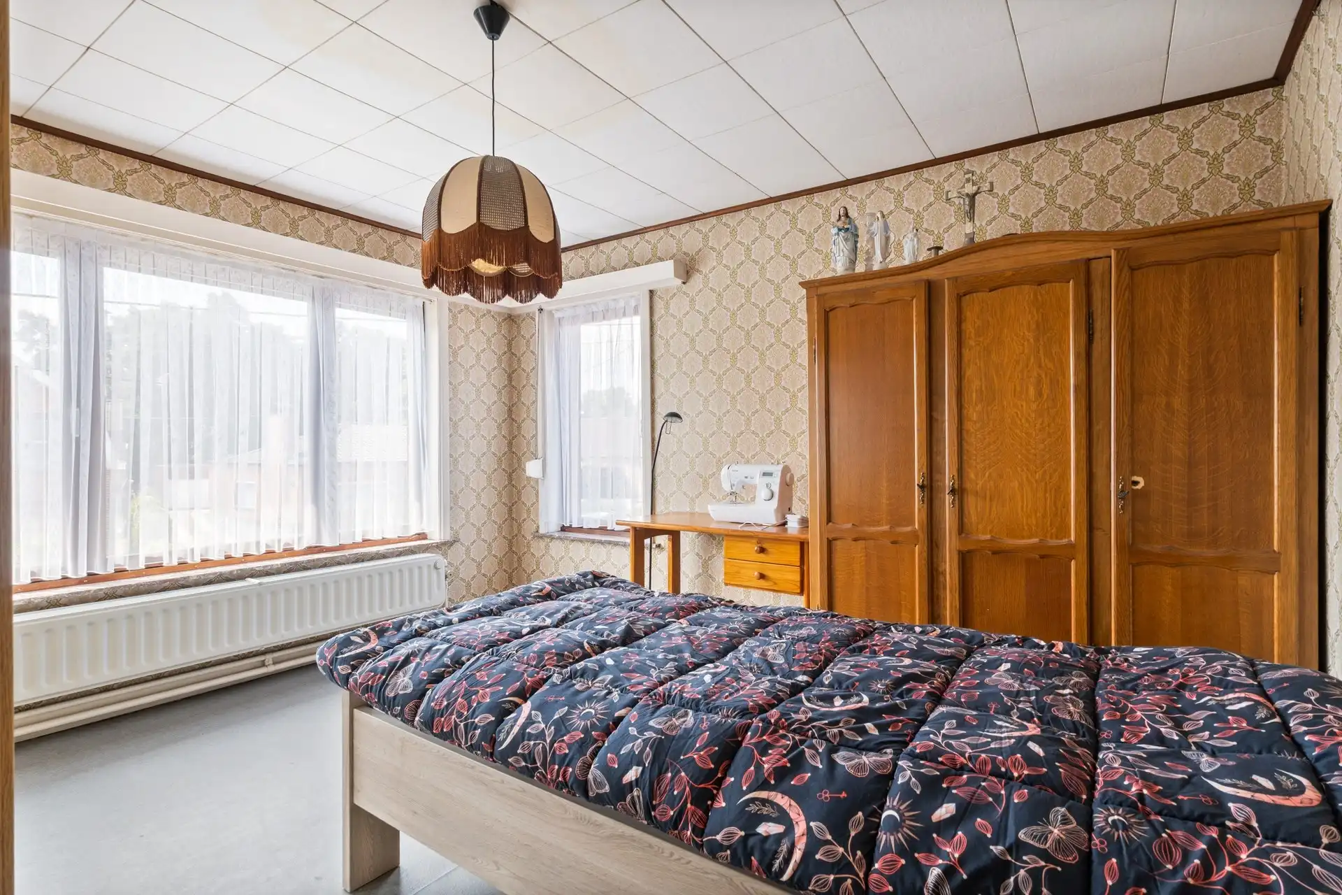 Te renoveren Half open bebouwing op eeen gunstige locatie foto 20