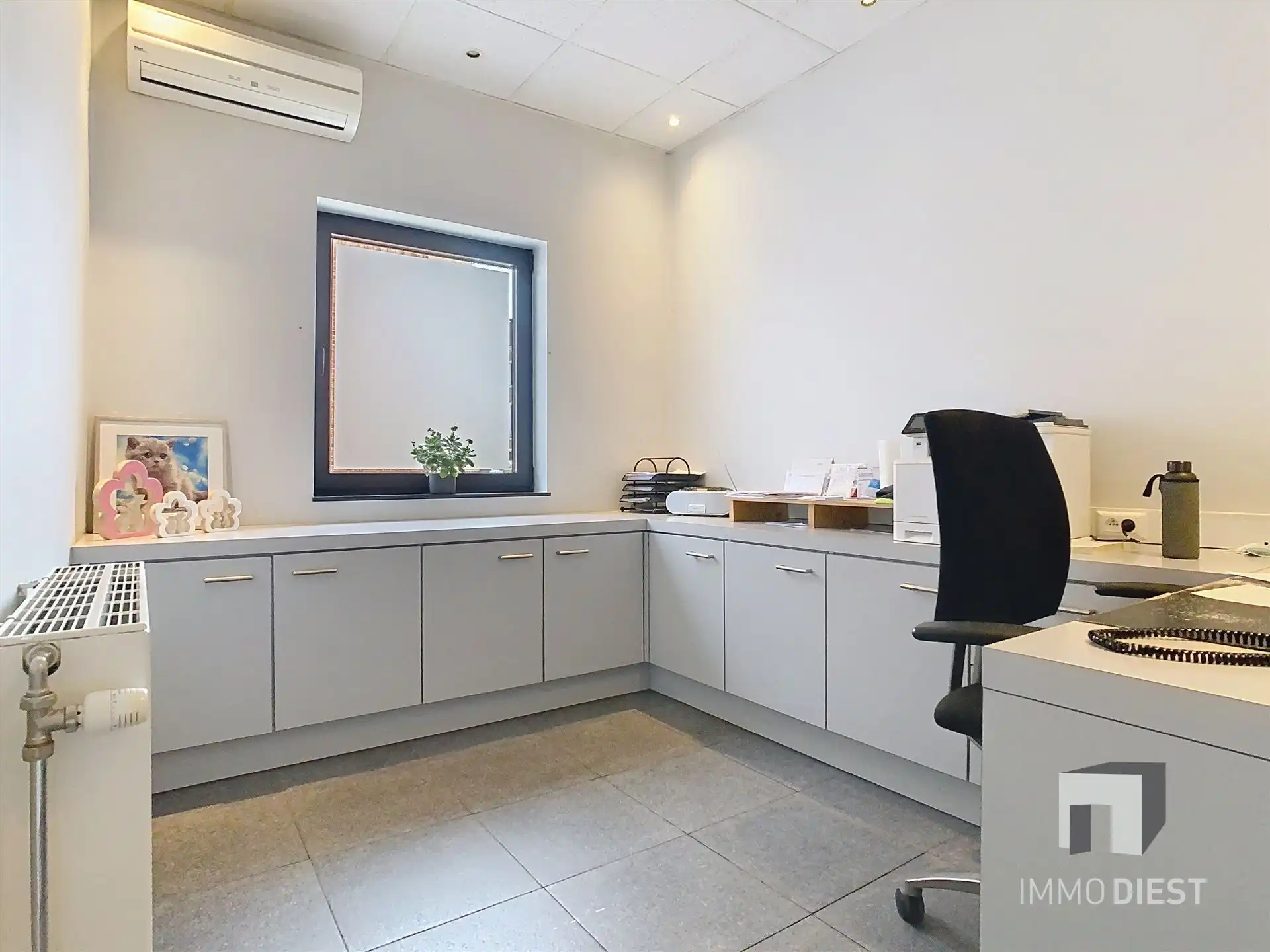 Opgedeeld handelspand in het centrum van Tessenderlo foto 6