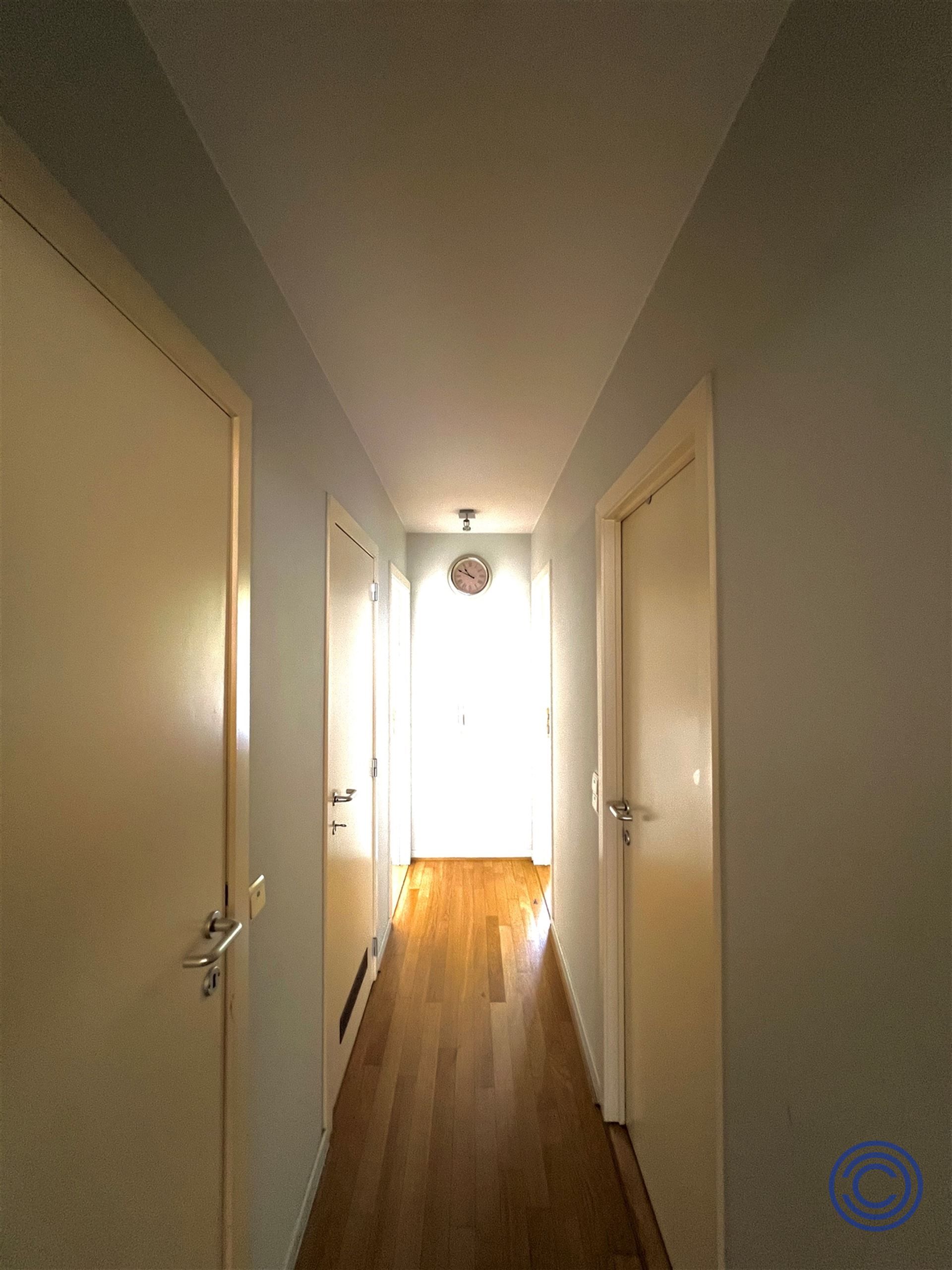 Prachtig, energiezuinig 2 slpk appartement met terras! foto 4