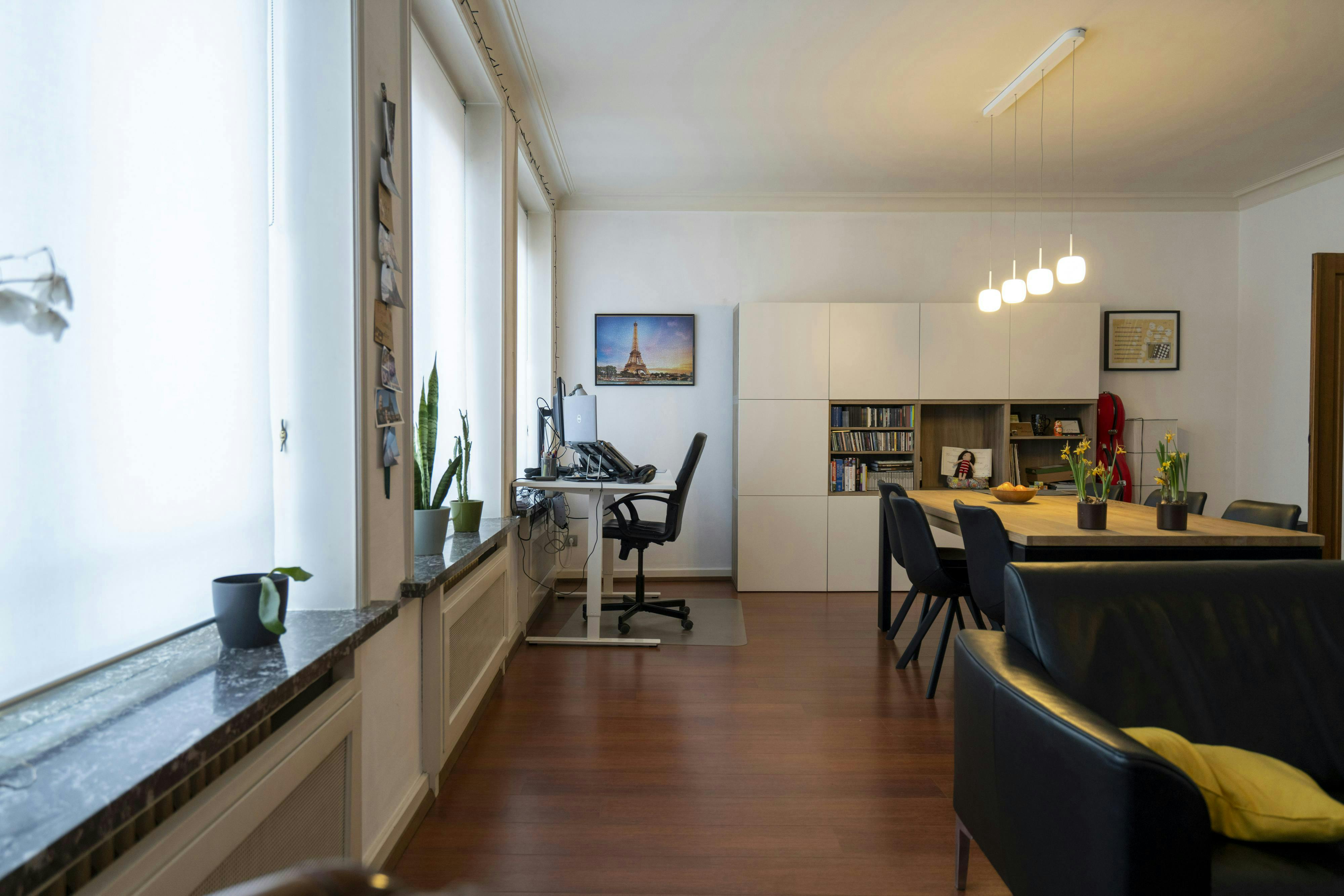 Ruim appartement met 2 slaapkamers in hartje Kortrijk foto 17
