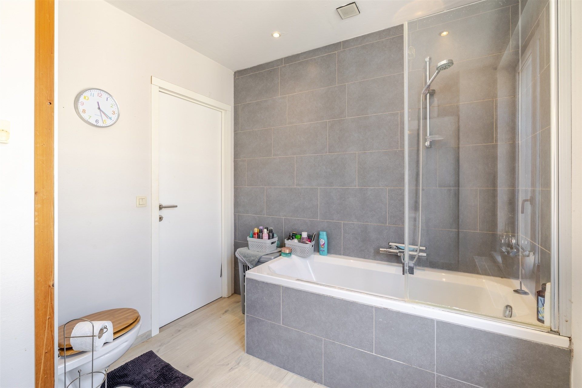 Energiezuinige woning met 3 slk op gunstige ligging foto 14