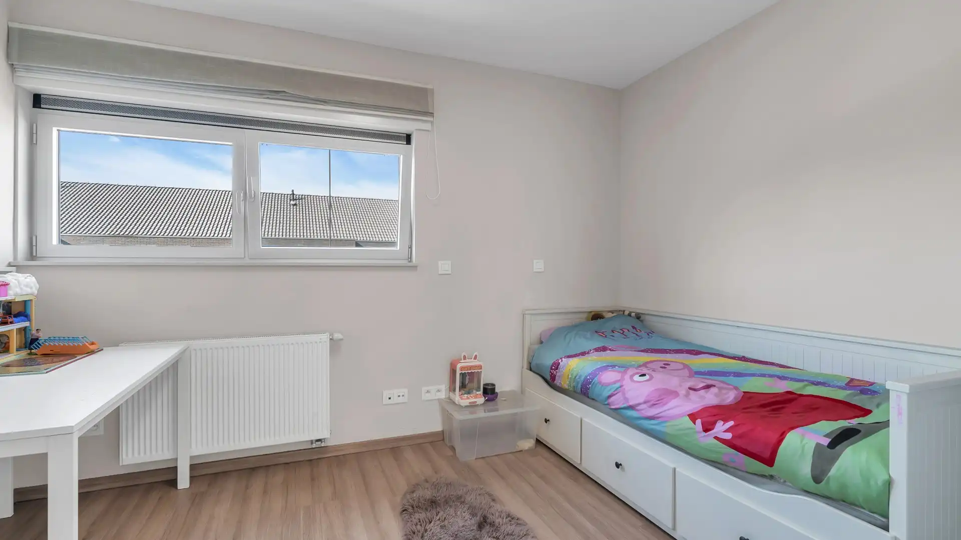 Trendy gezinswoning met open leefruimte, 4 slaapkamers en vrijstaande garage foto 25