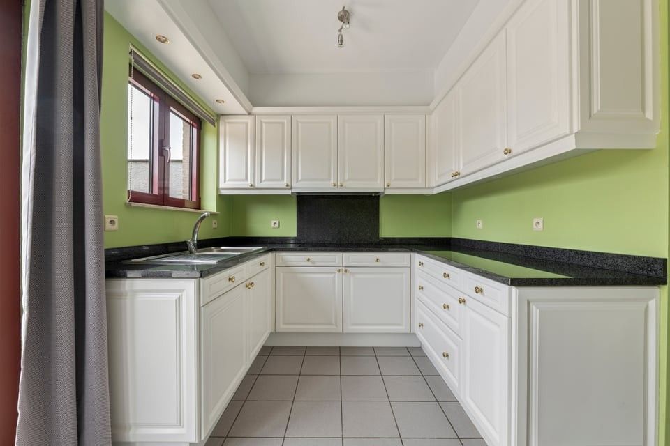 RUIM APPARTEMENT MET UITZONDERLIJK TERRAS VAN +50M² IN SINT-TRUIDEN foto 19