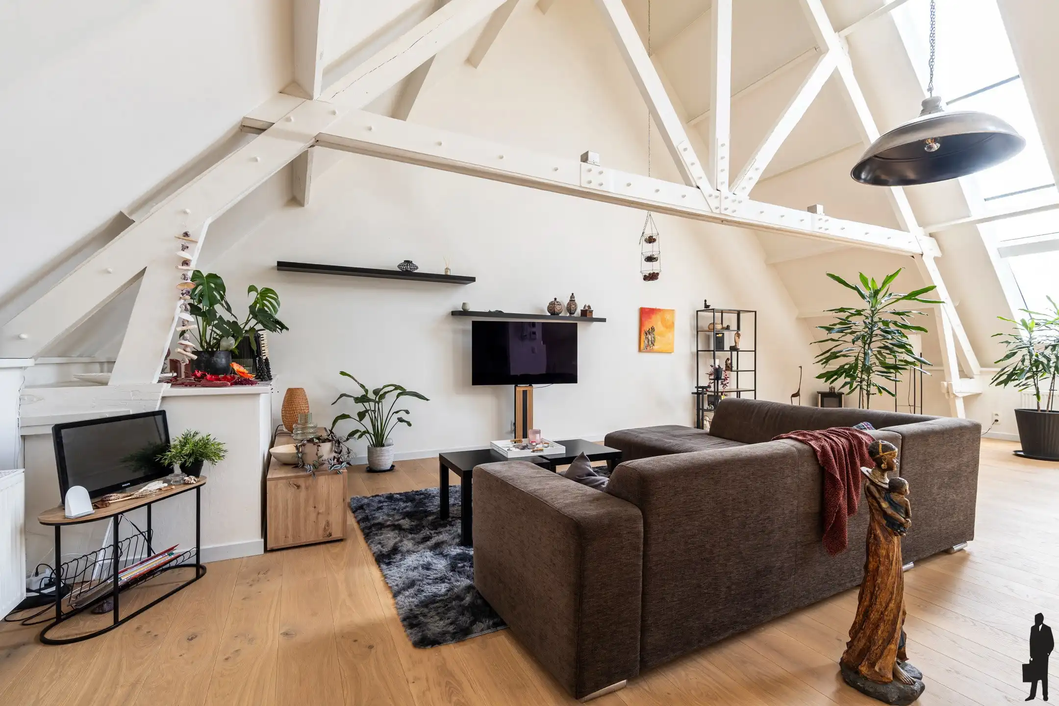 Unieke loft met terras in voormalige Rijkswachtkazerne in Hoogstraten foto 2