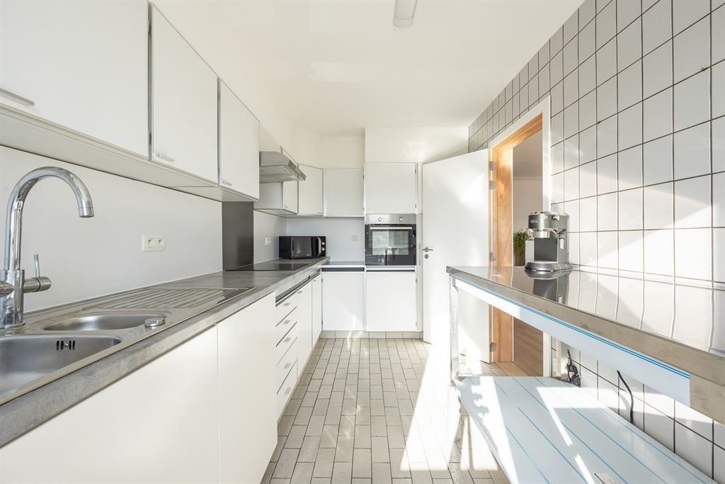 Instapklaar appartement met terras foto 5
