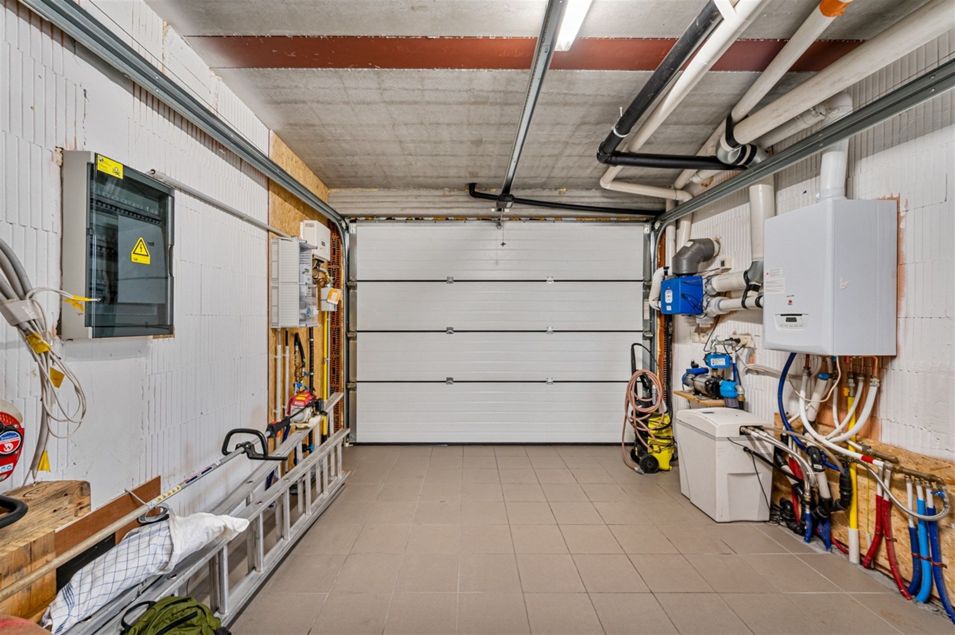 Moderne woning in rustige straat nabij het centrum van Aalst foto 17