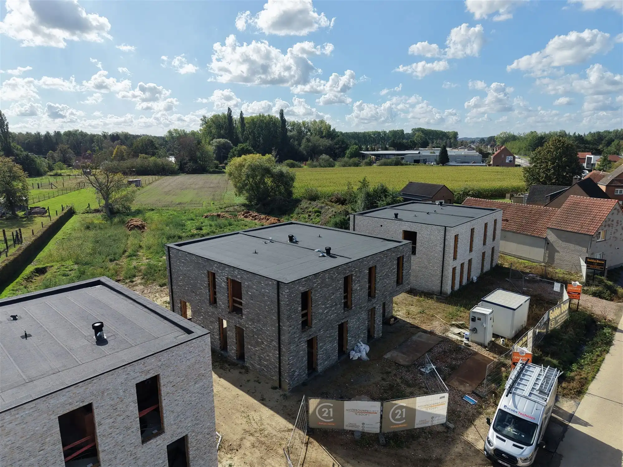 Prachtige nieuwbouwwoning in een zeer rustige straat! foto 30