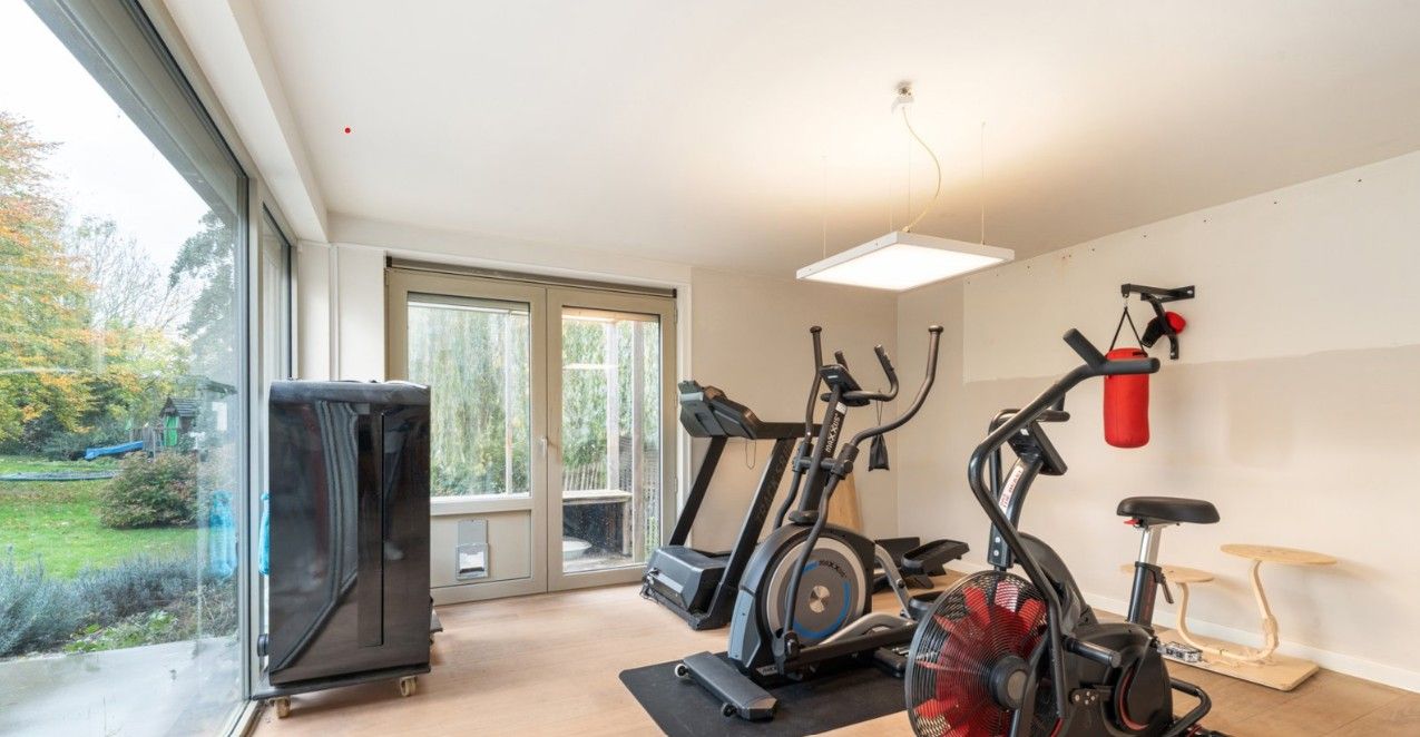 UNIEKE HIGH-END TOTAAL GERENOVEERDE WONING HARTJE HERZELE foto 17