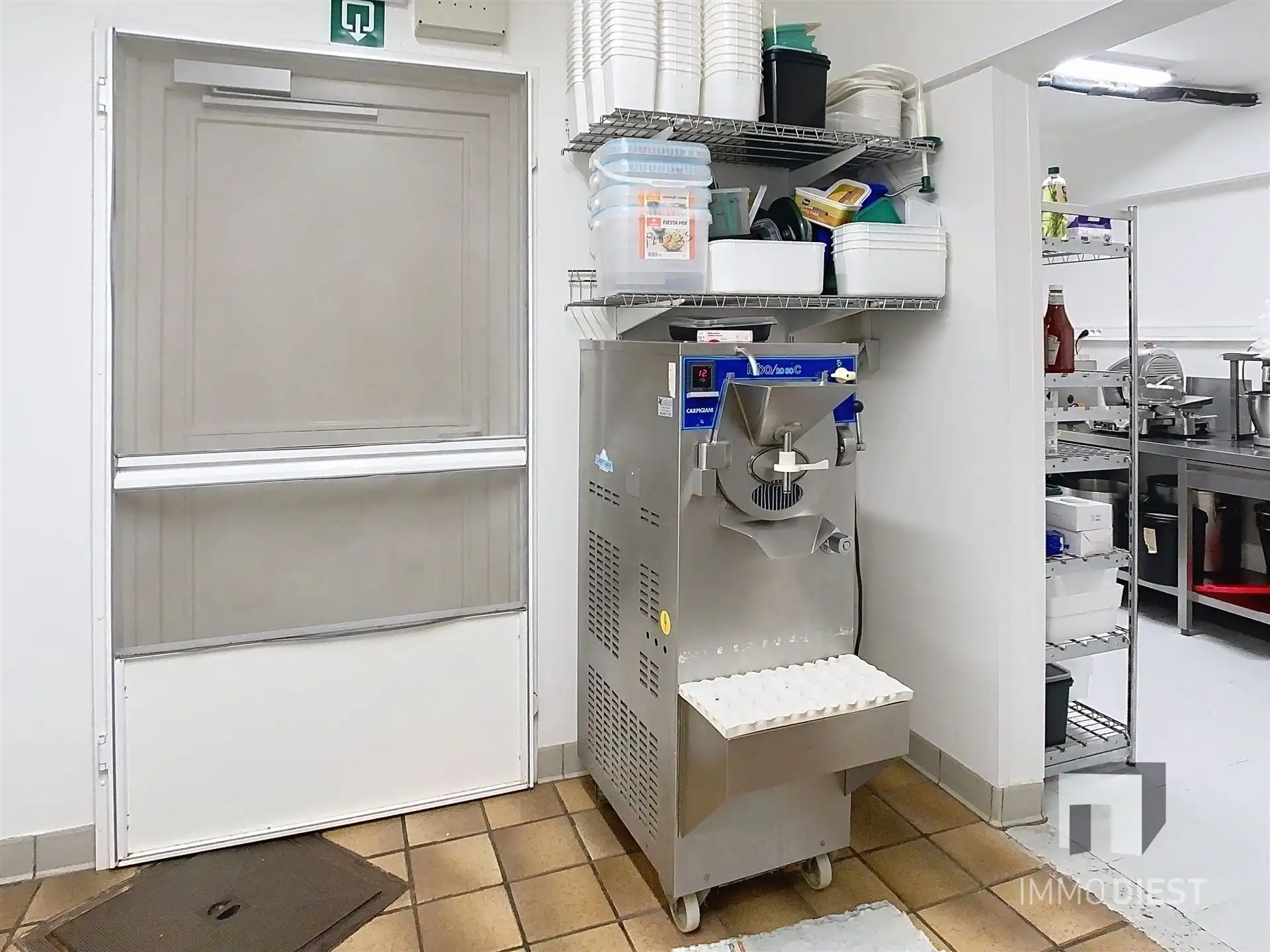 Brasserie - restaurant - feestzaal - privéwoonst foto 62