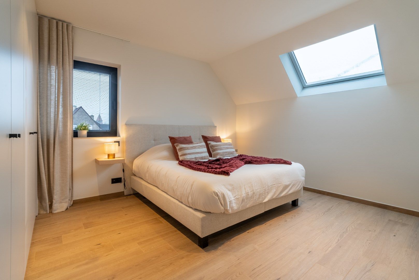 Energiezuinige nieuwbouwwoning met 3 slaapkamers en tuin in Sint-Baafs-Vijve. foto 9