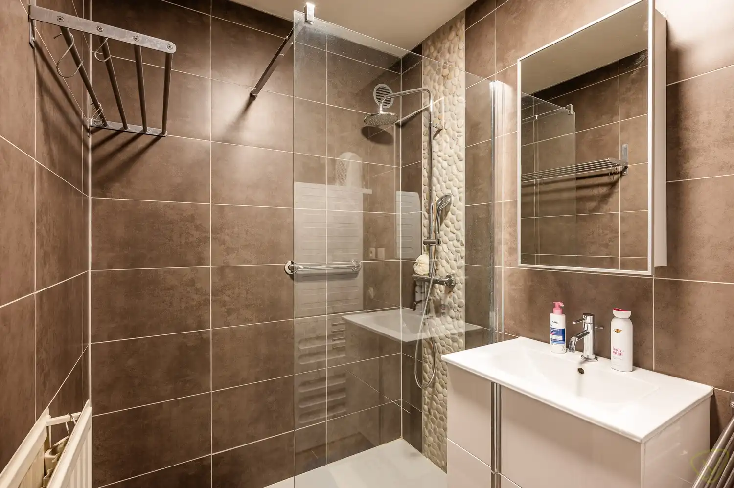 Lichtrijk appartement met twee terrassen en prachtig vergezicht in Eeklo foto 13