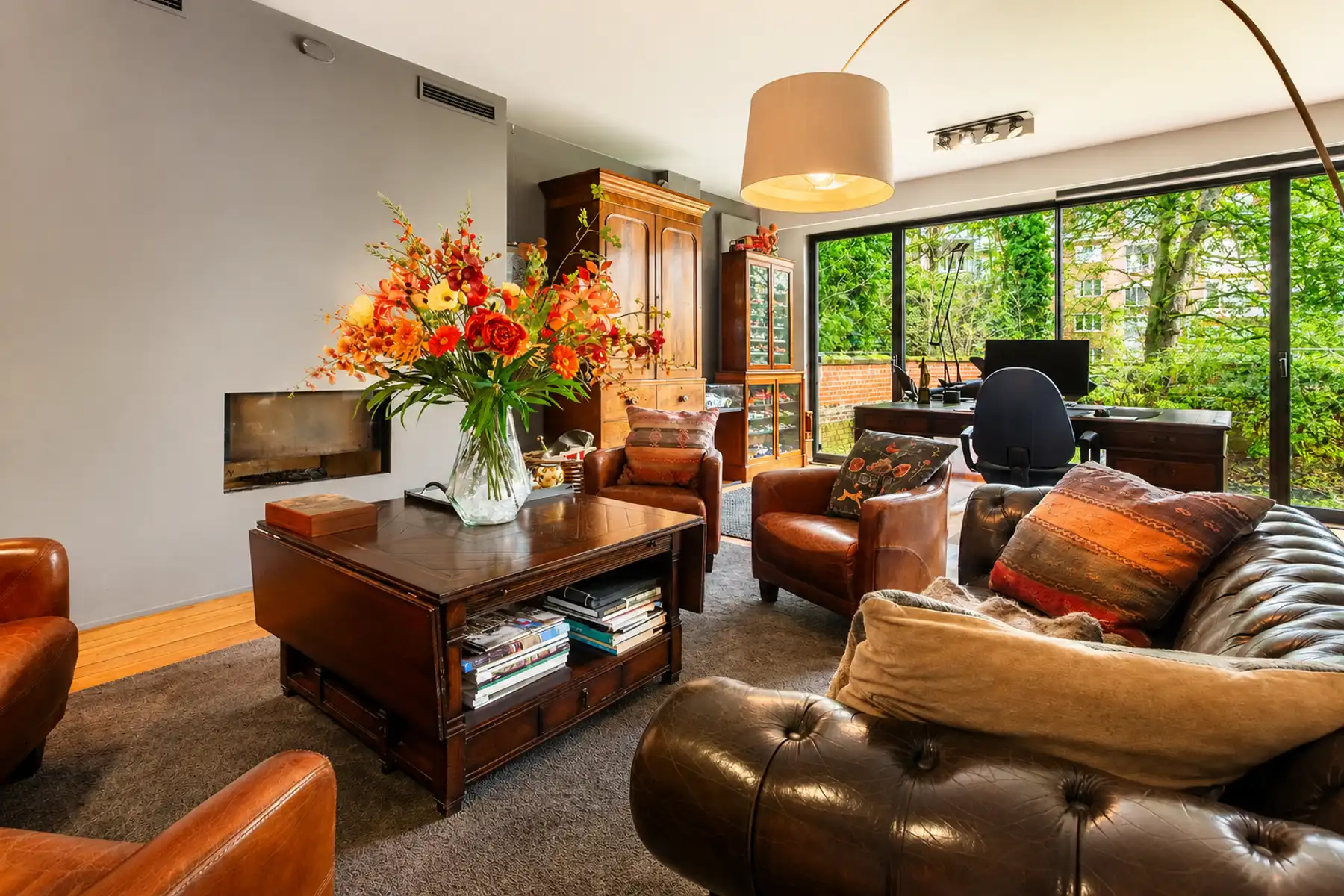 Villa-appartement met privatieve stadstuin en welness.  foto 9