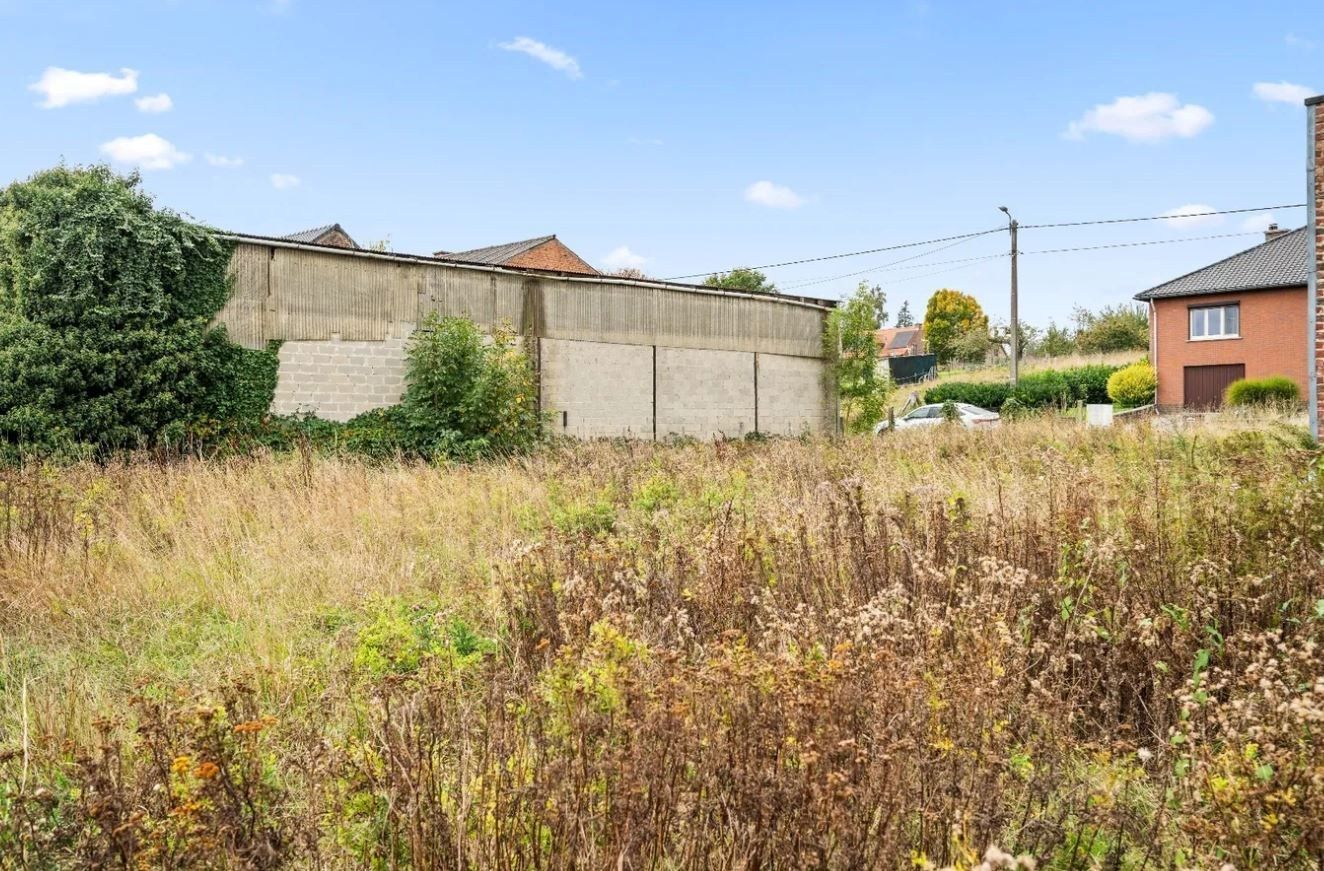 Ruime bouwgrond voor halfopen bebouwing in Goetsenhoven (Tienen) foto 3