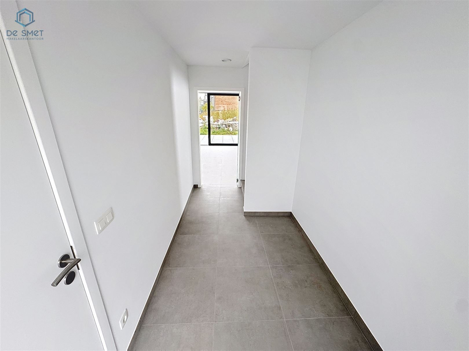 Exclusieve BEN-Nieuwbouwwoning met 6 Slaapkamers, 2 Badkamers en Garage Instapklaar & Energiezuinig! foto 2