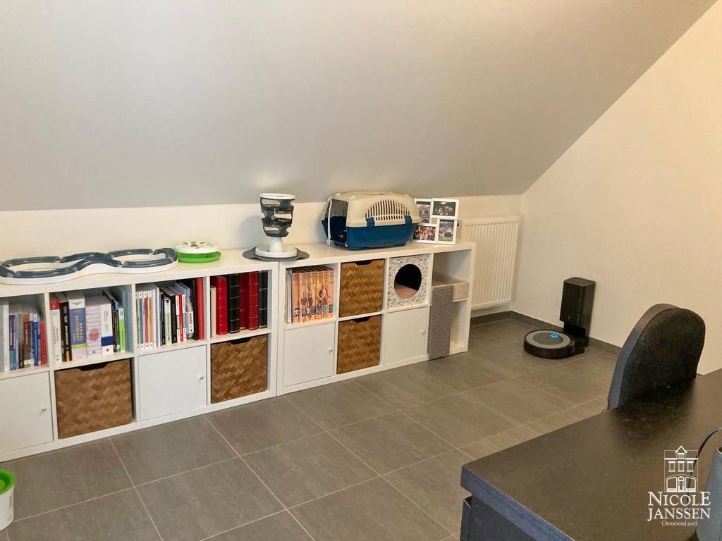 Nieuwbouwappartement met twee slaapkamers, terras en autostandplaats foto 6