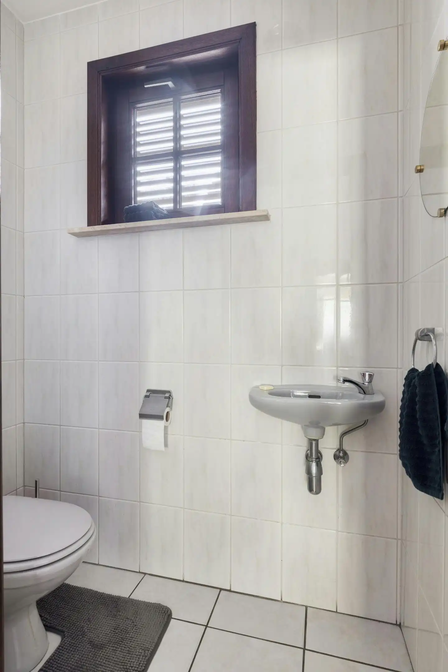 Verzorgde goed gelegen bungalow met grote garage en zolder foto 13