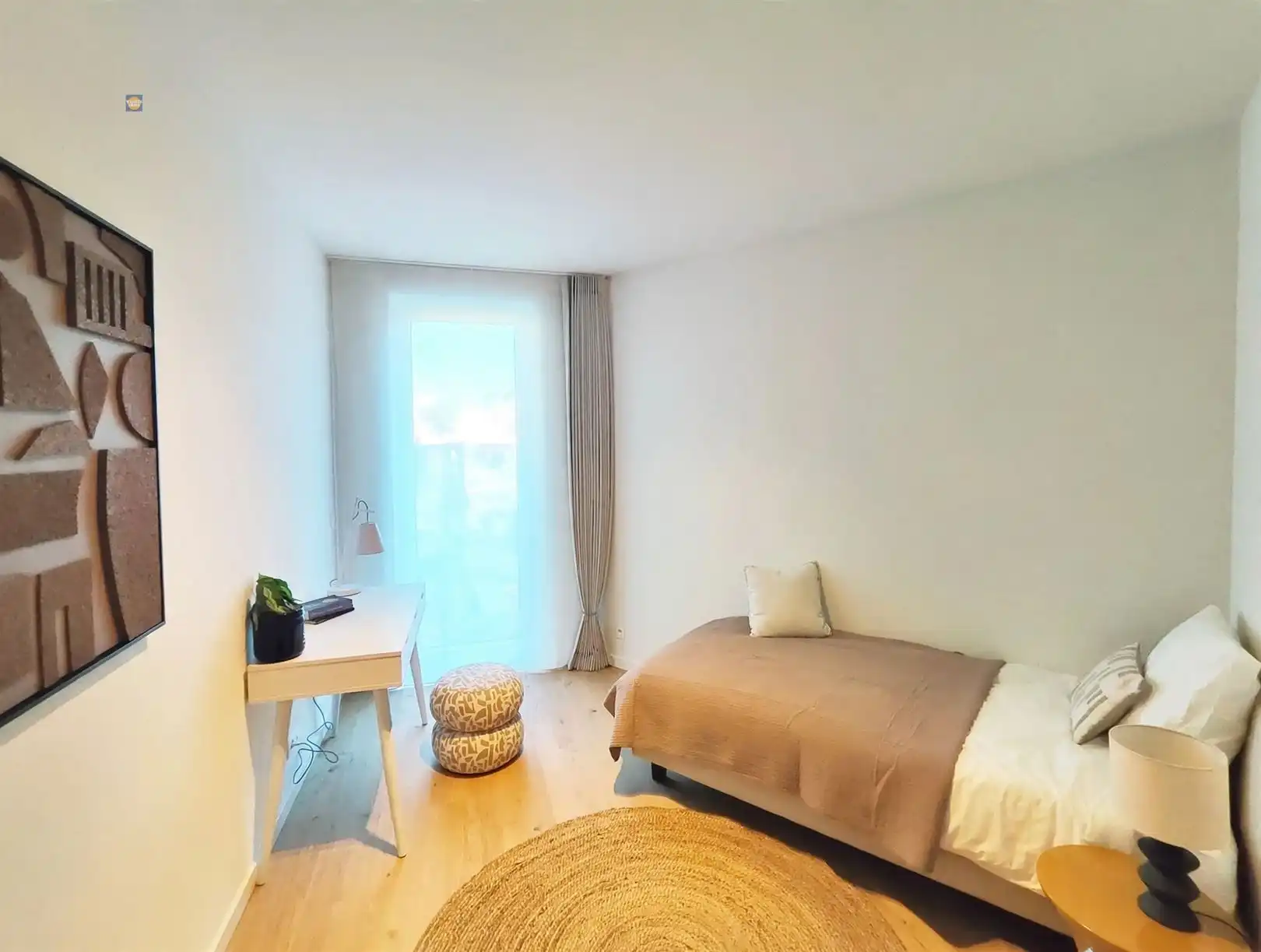 Ruim appartement op de tweede verdieping met twee slaapkamers en terras foto 4