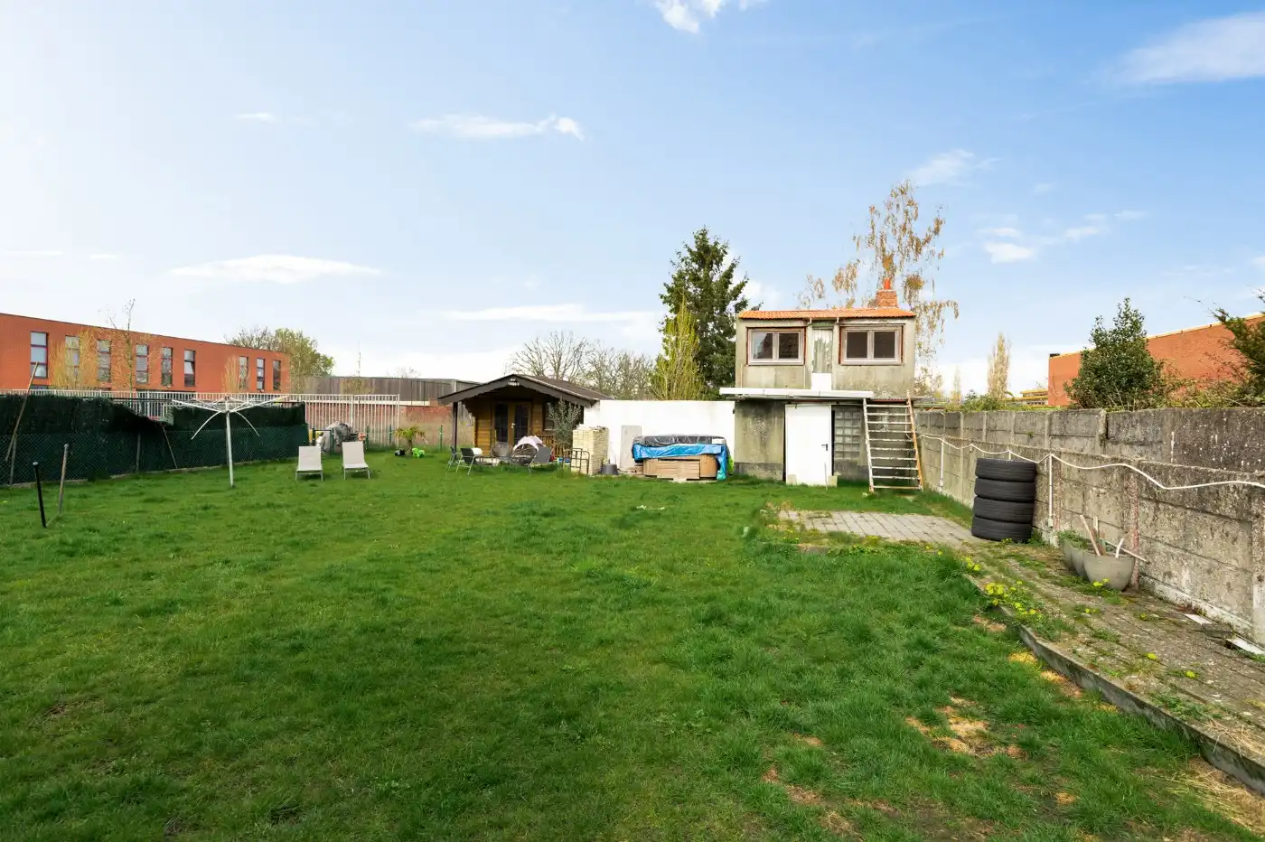 Ruime woning met 3 à 4 slpk., garage en oprit op een perceel van 702 m² foto 21