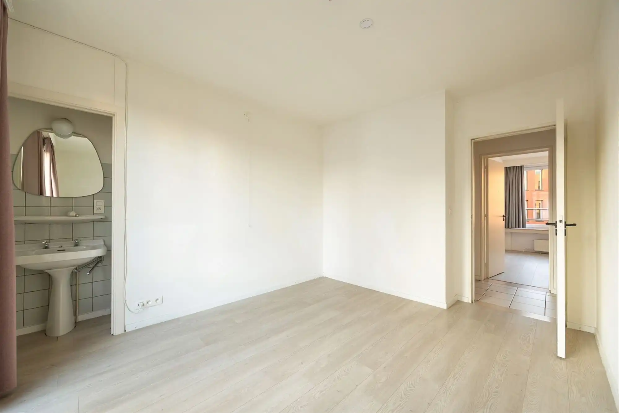 Ruim appartement met 3 slaapkamers en staanplaats foto 15