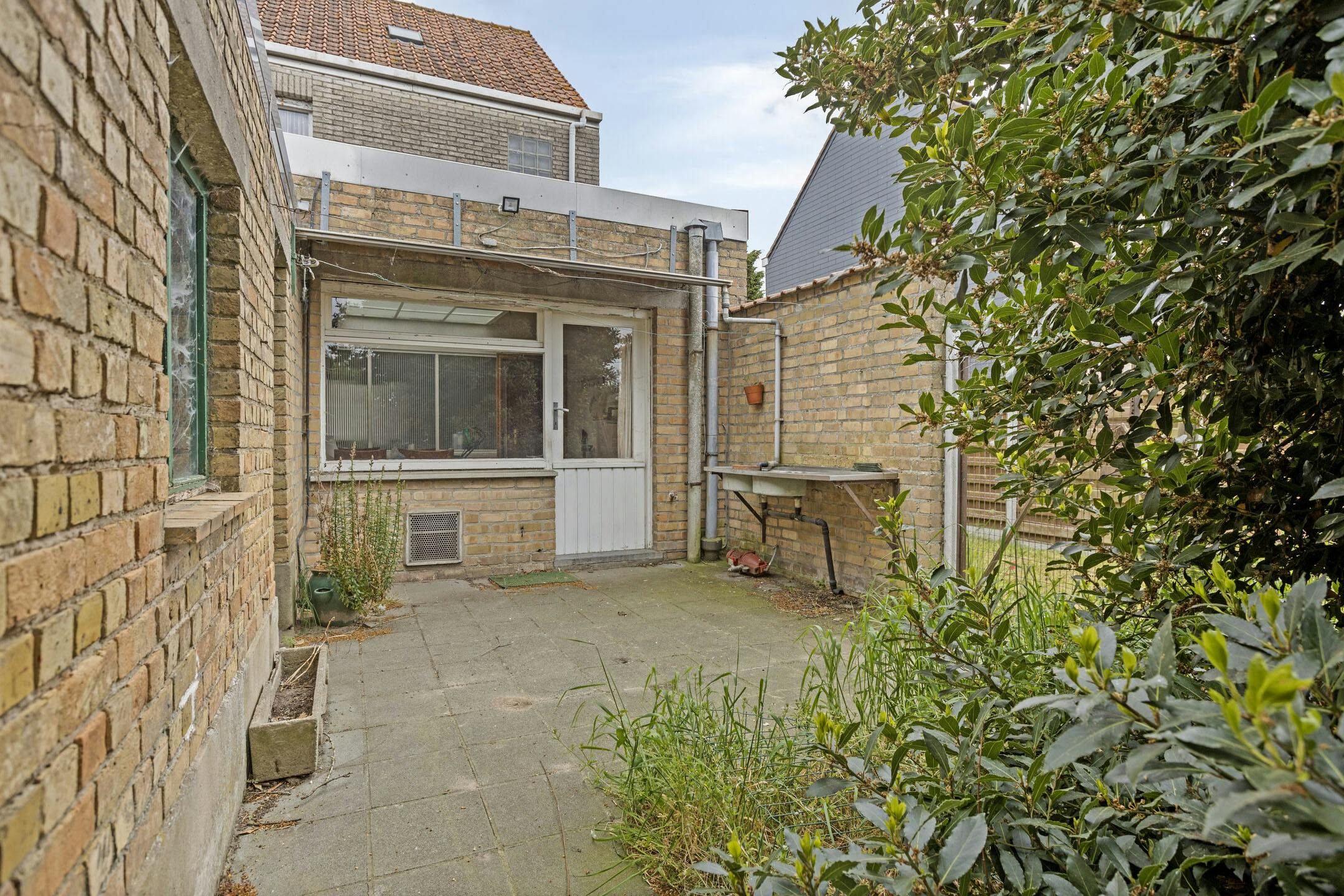 Halfopen woning op 858m² te koop te Houtem (Veurne). foto 20