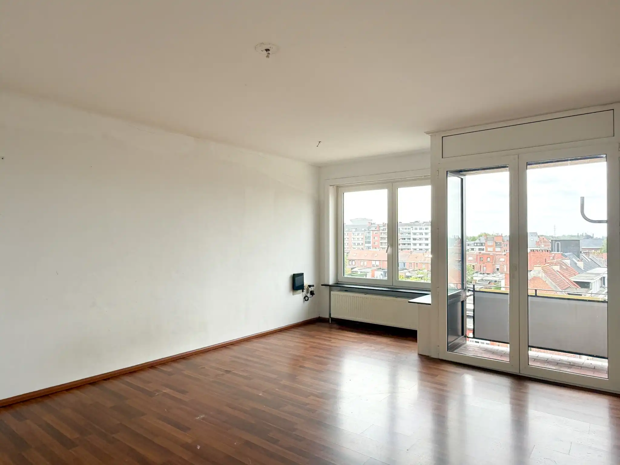 Appartement met twee slaapkamers nabij centrum Sint-Niklaas foto 2